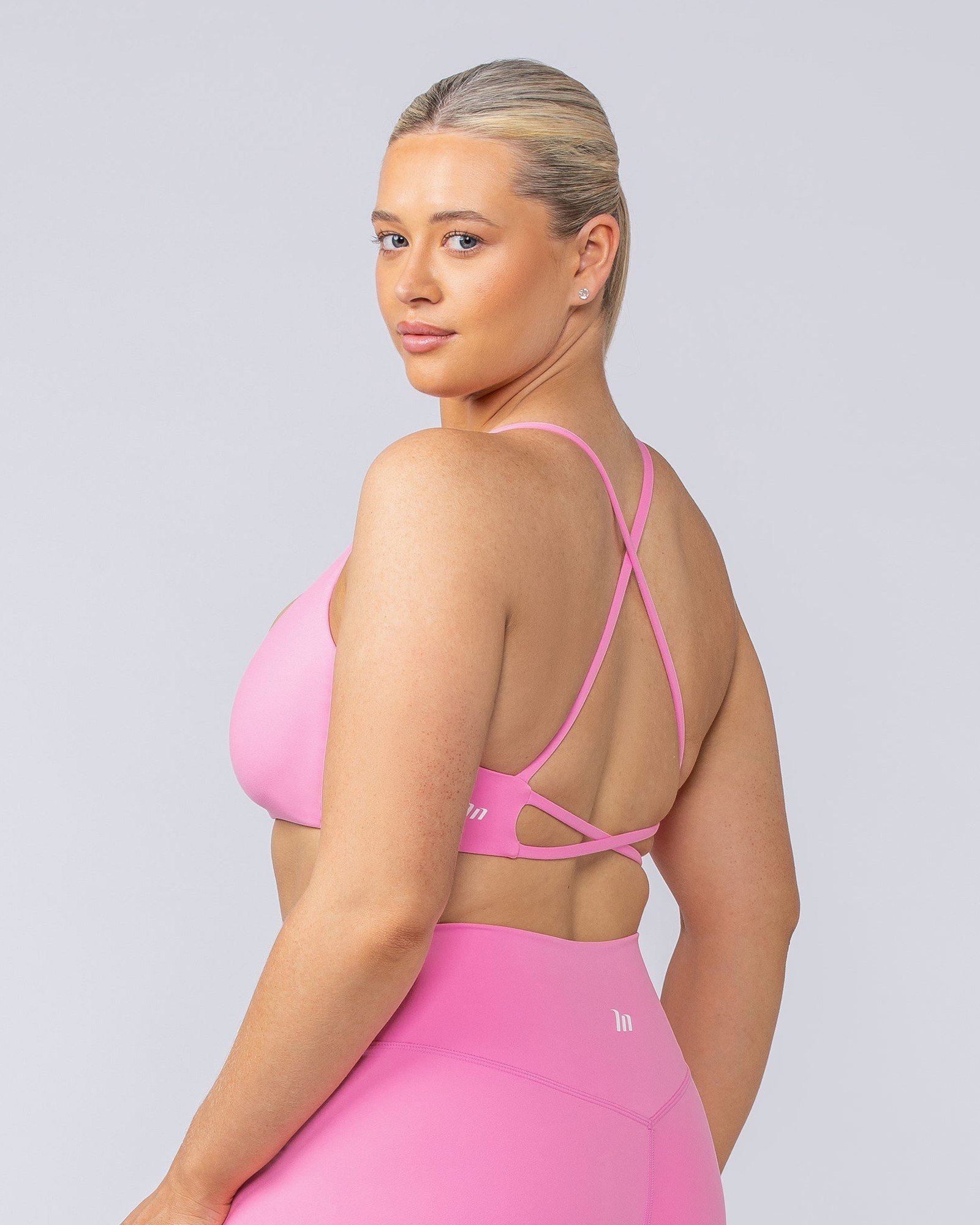 Strike Bralette - Hollywood Pink