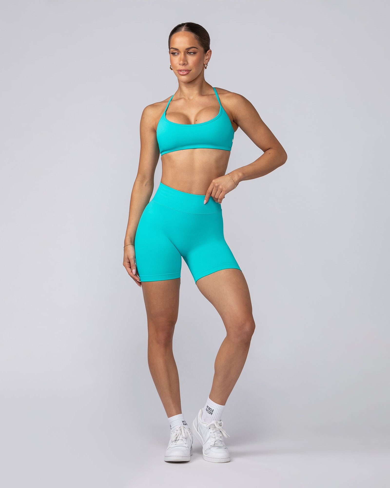 Sculpt Seamless Midway Shorts - Cyan