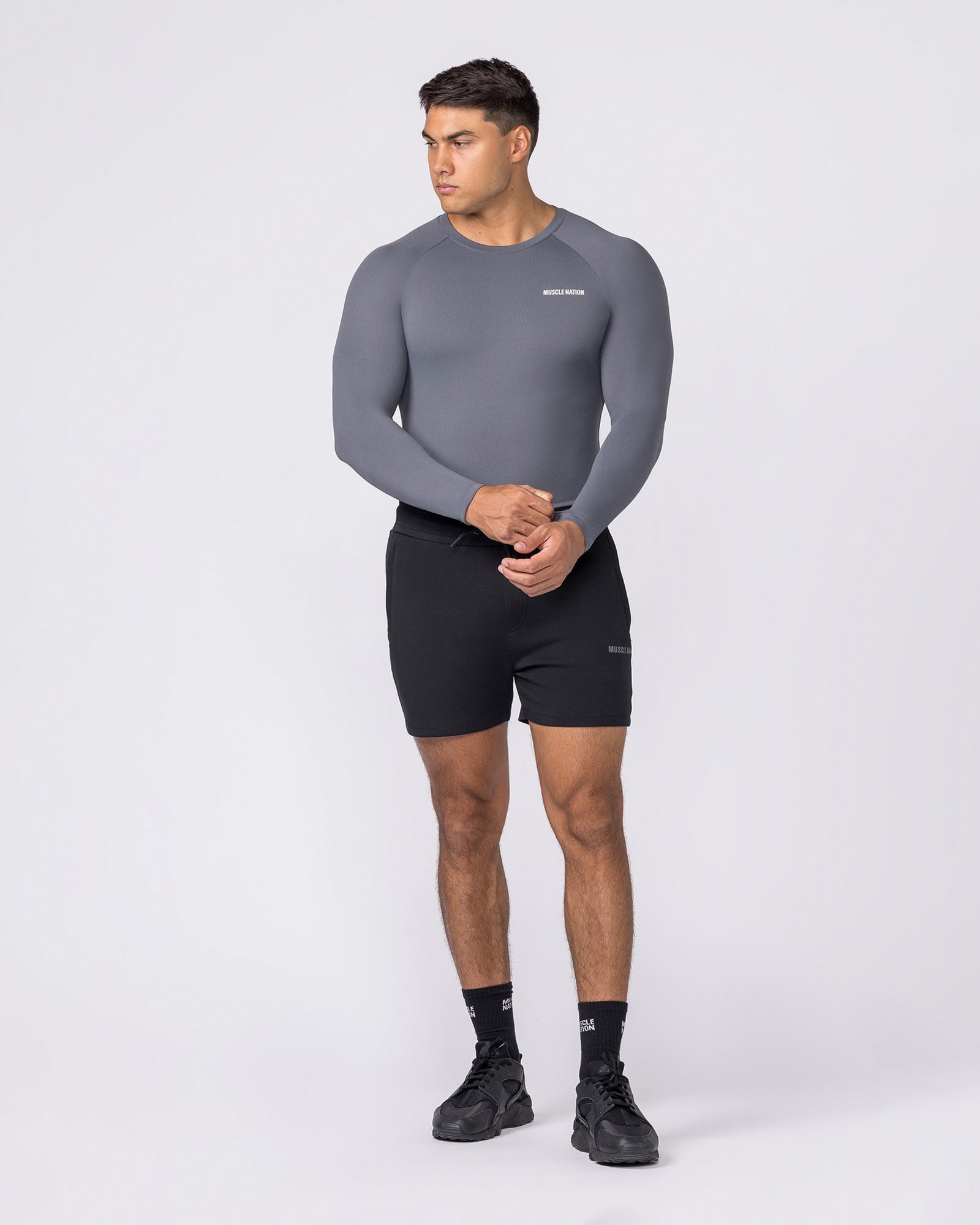 Essential Sweat 5" Shorts - Black