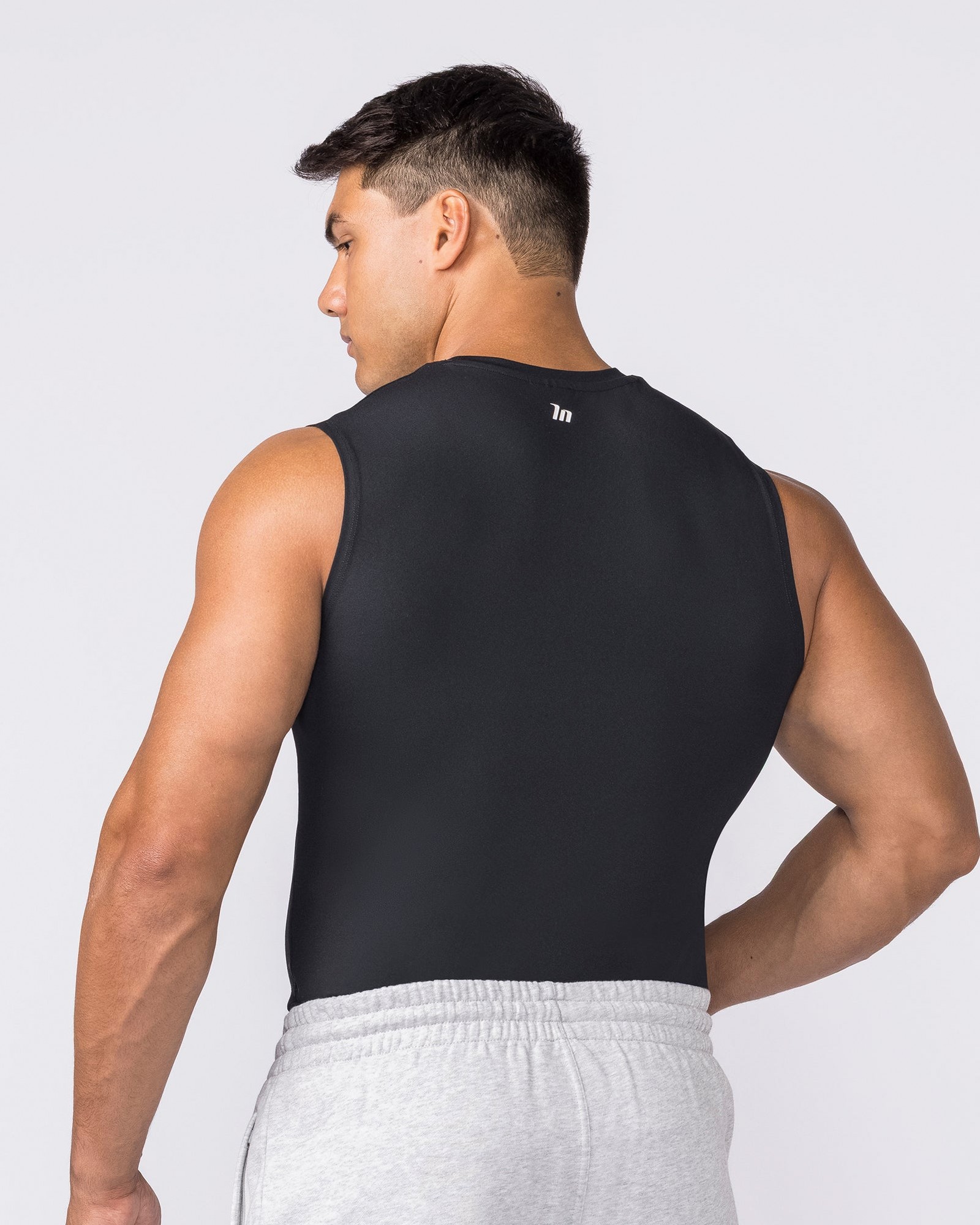 Apex Sleeveless Tee - Black
