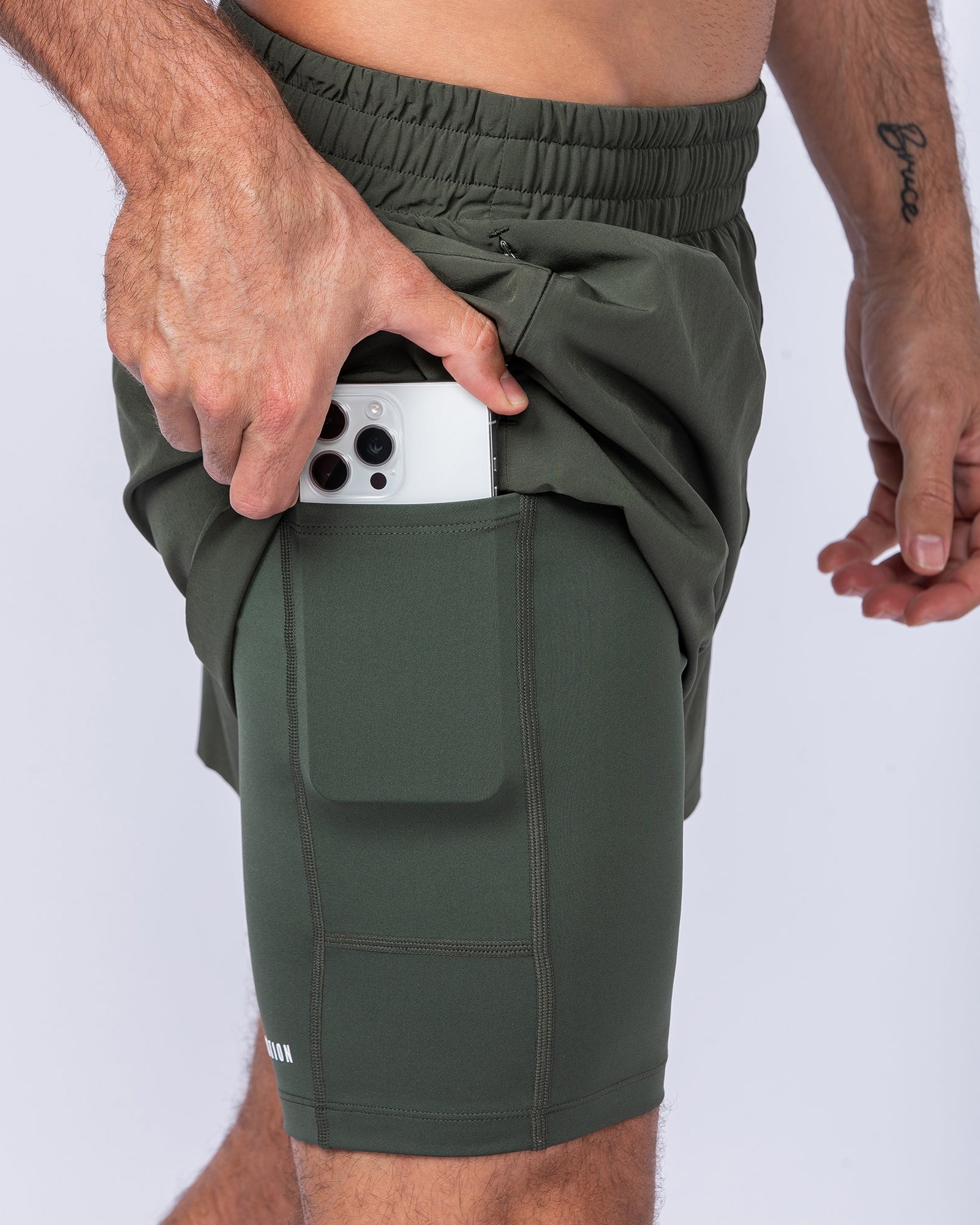 Hybrid 3" Shorts - Dark Khaki