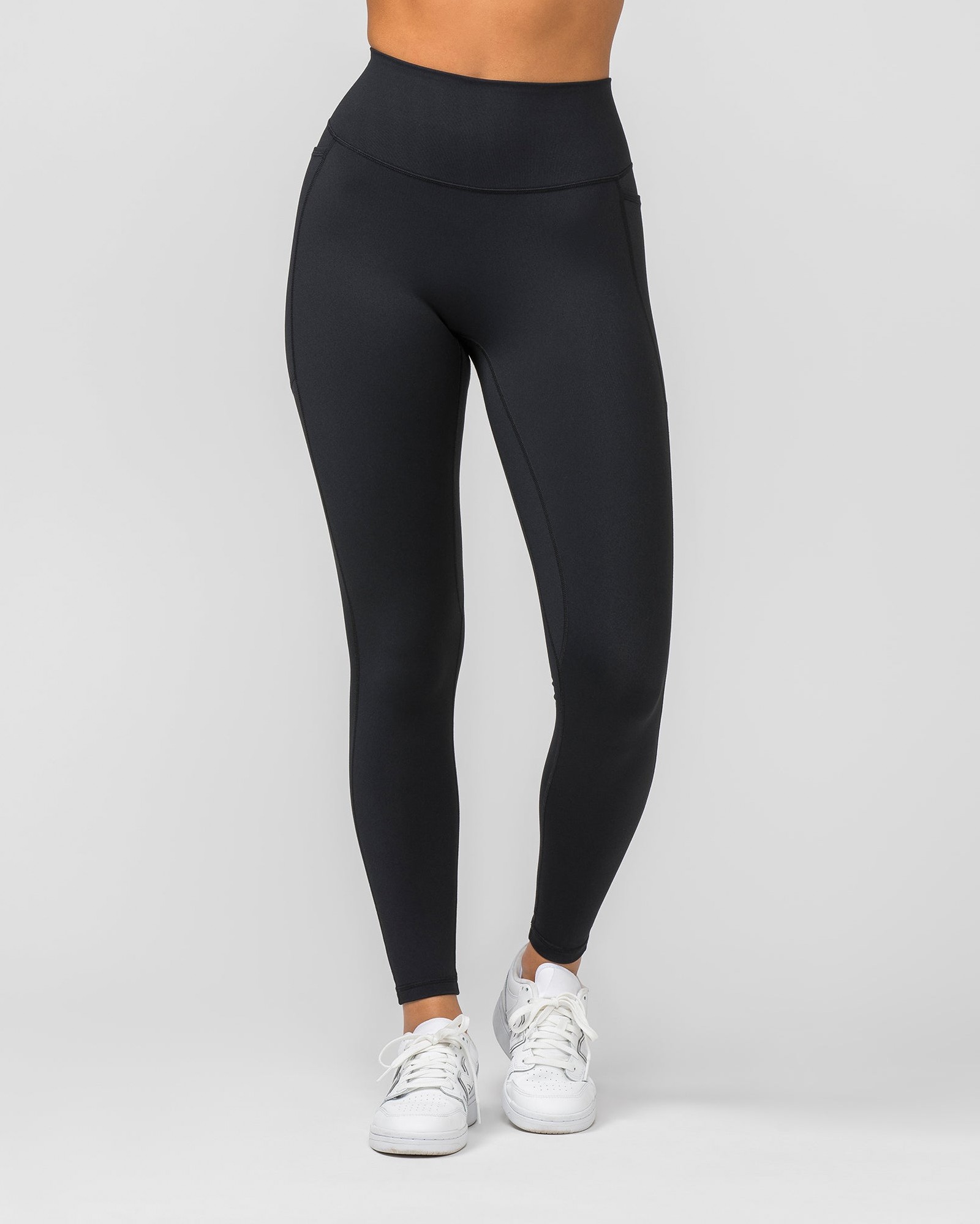 Agility Pocket Ankle Length Leggings - Black