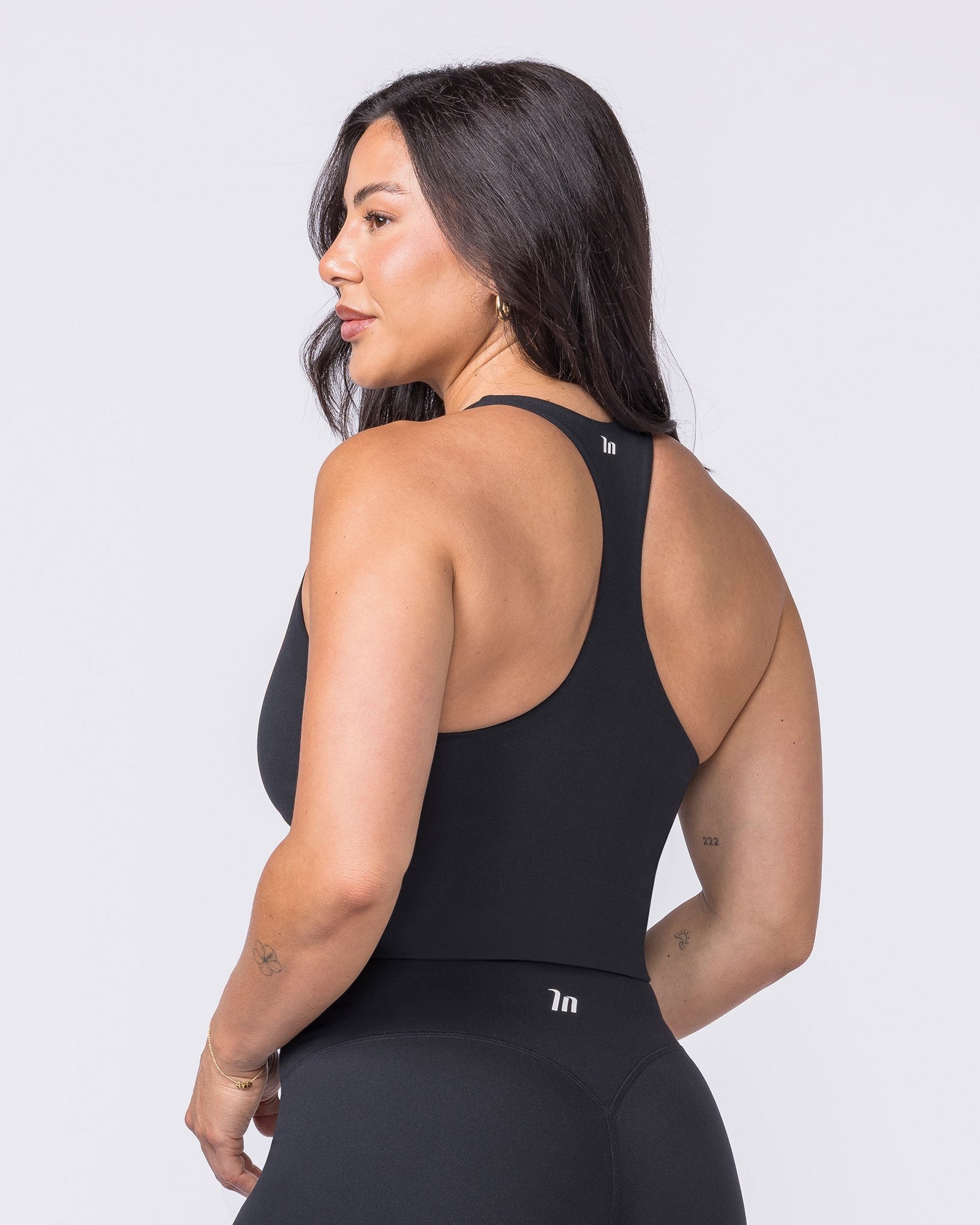 Everyday Form Cropped Tank - Black