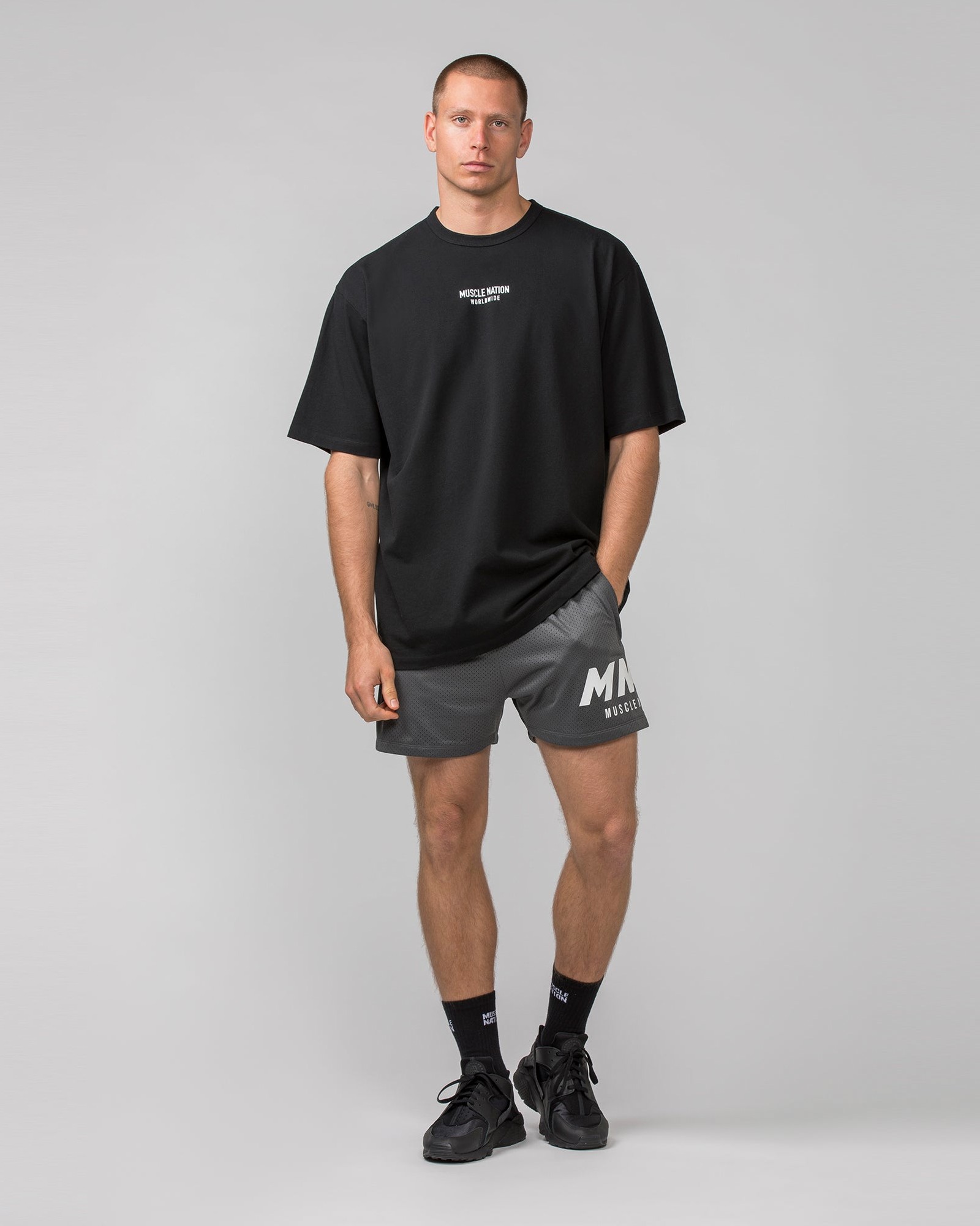 MNTN Lay Up 3.5" Shorts - Tornado