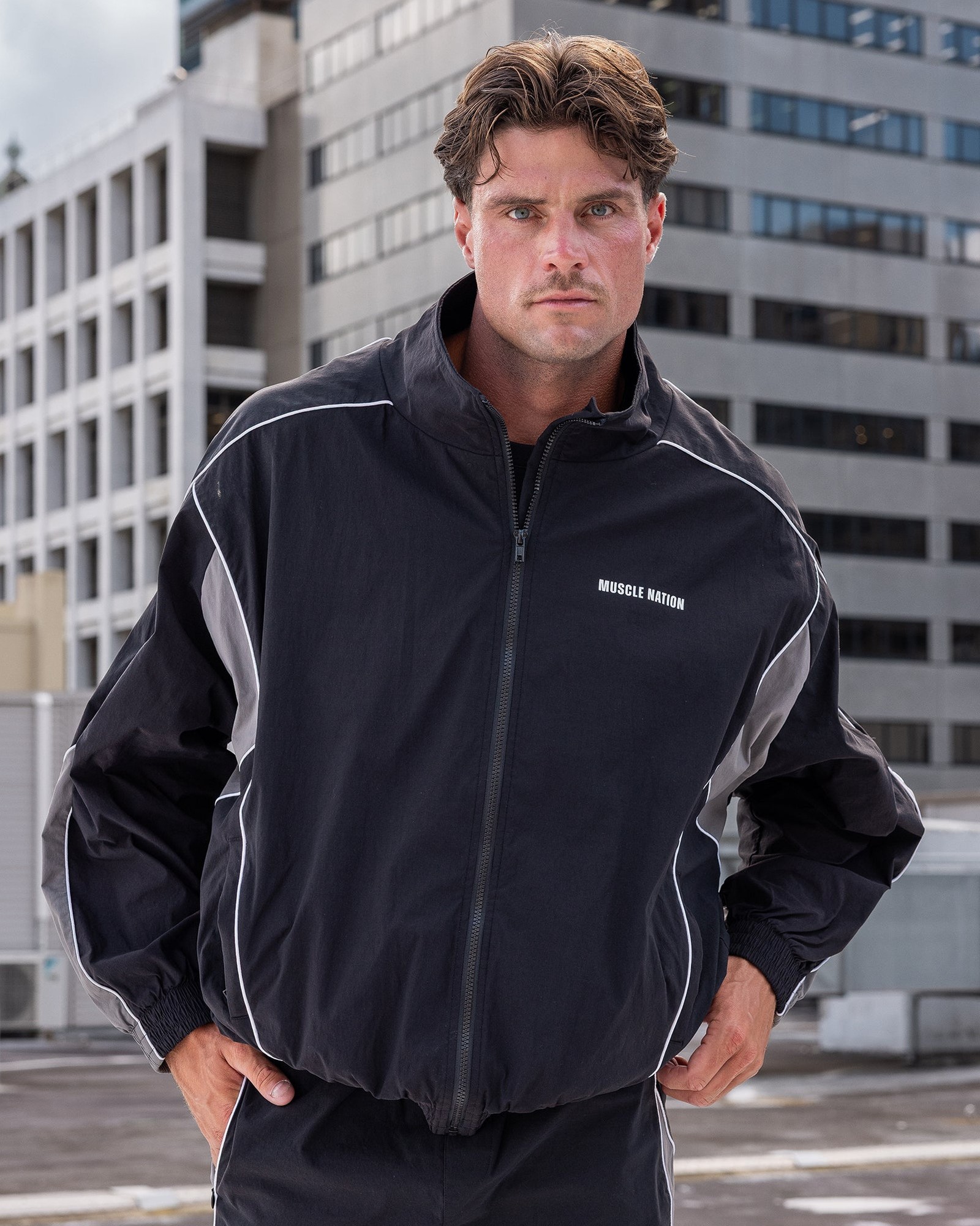 Command Windbreaker Zip Through - Black