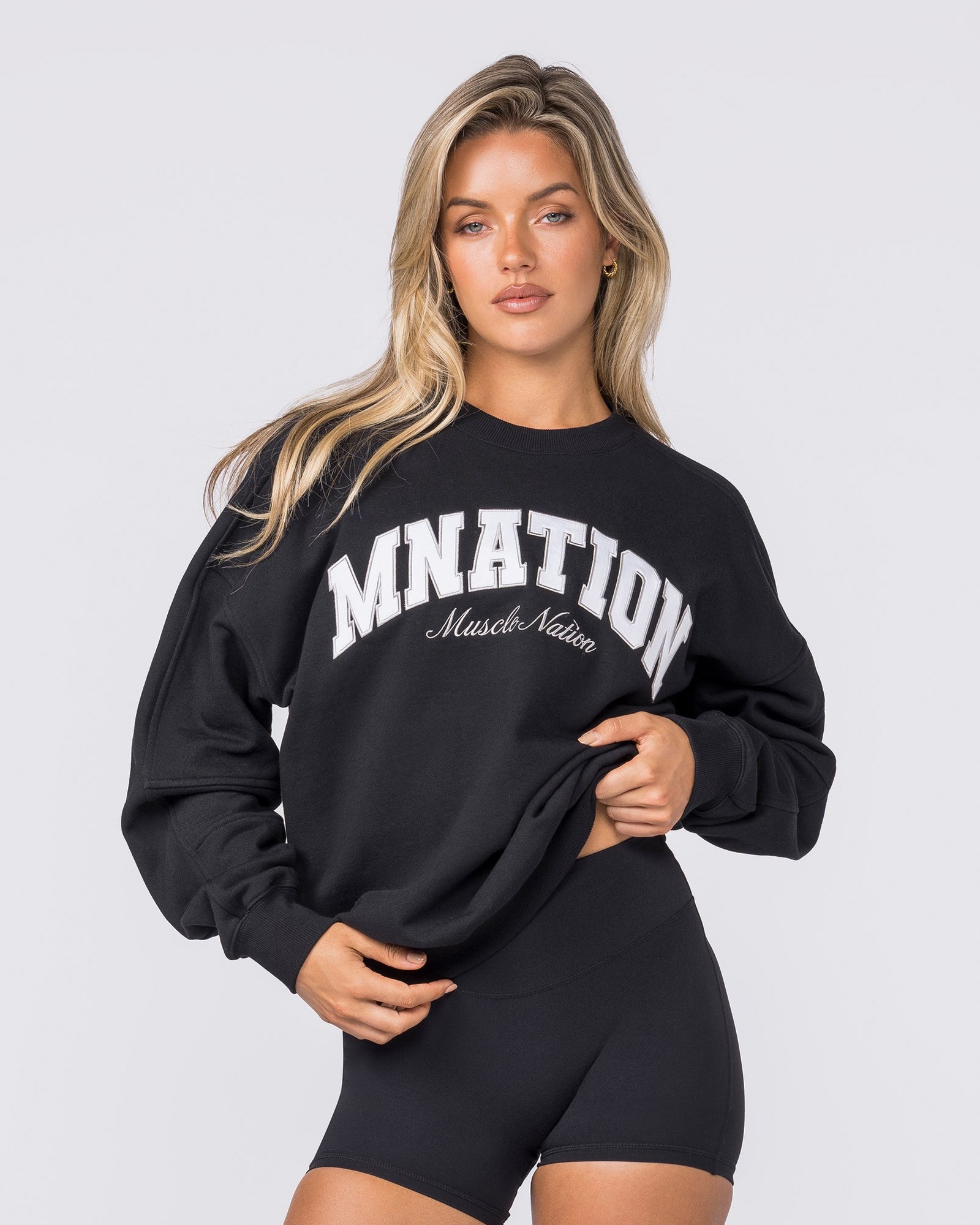 Studio Boxy Pullover - Black