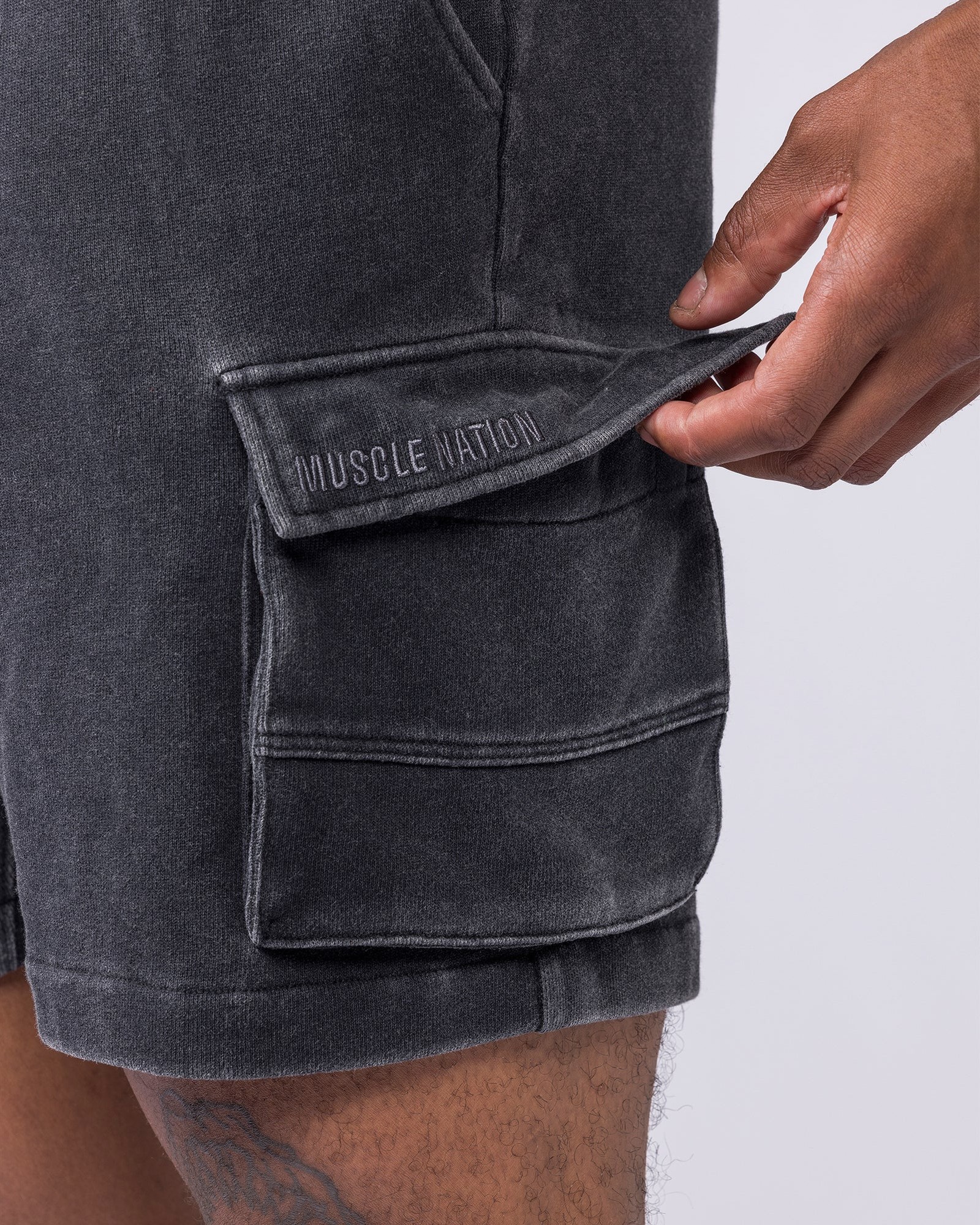 Weekender Vintage Cargo 5" Shorts - Washed Black