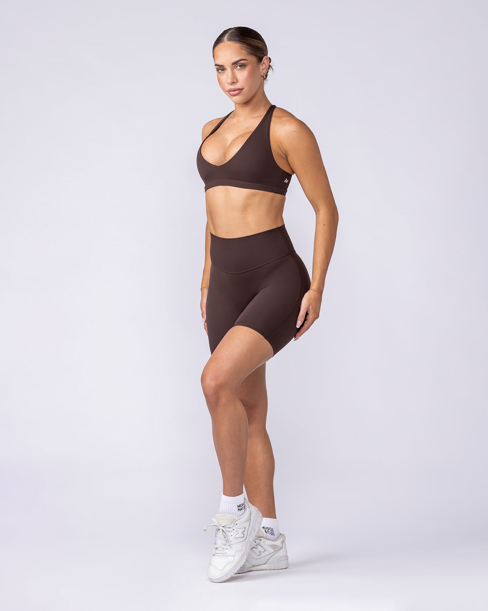 Aura Peachy Invisible Scrunch Bike Shorts - Cocoa