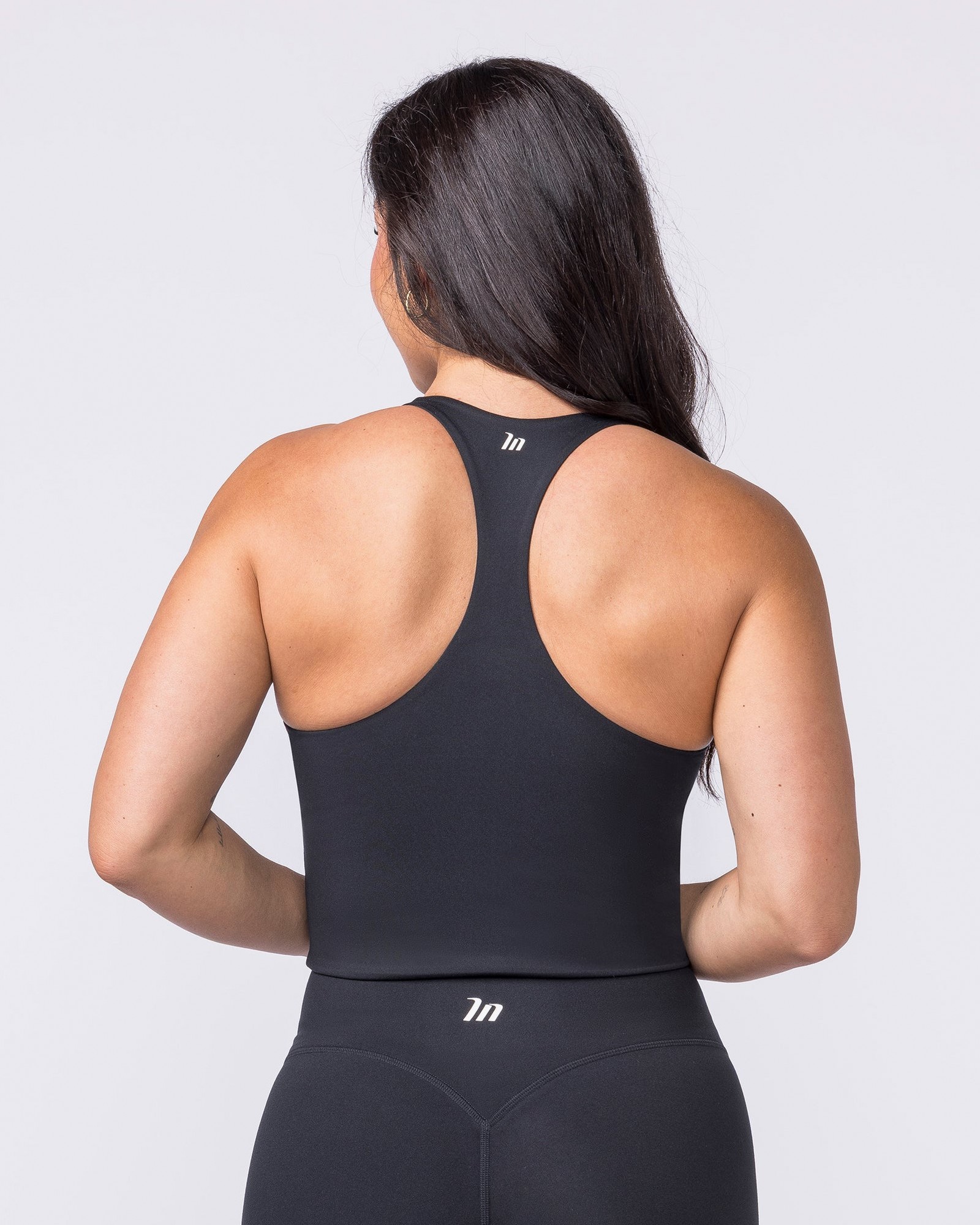 Everyday Form Cropped Tank - Black