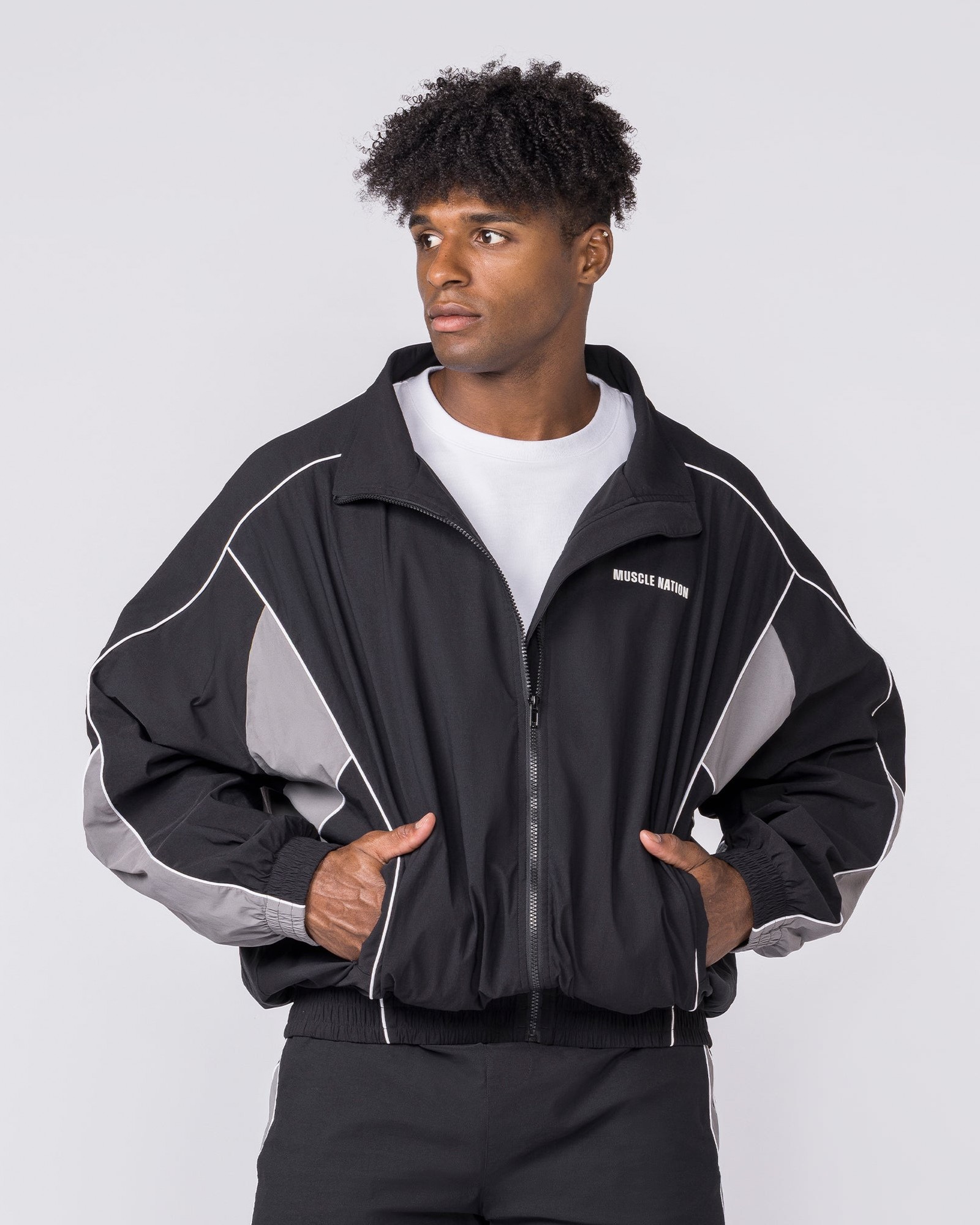 Command Windbreaker Zip Through - Black