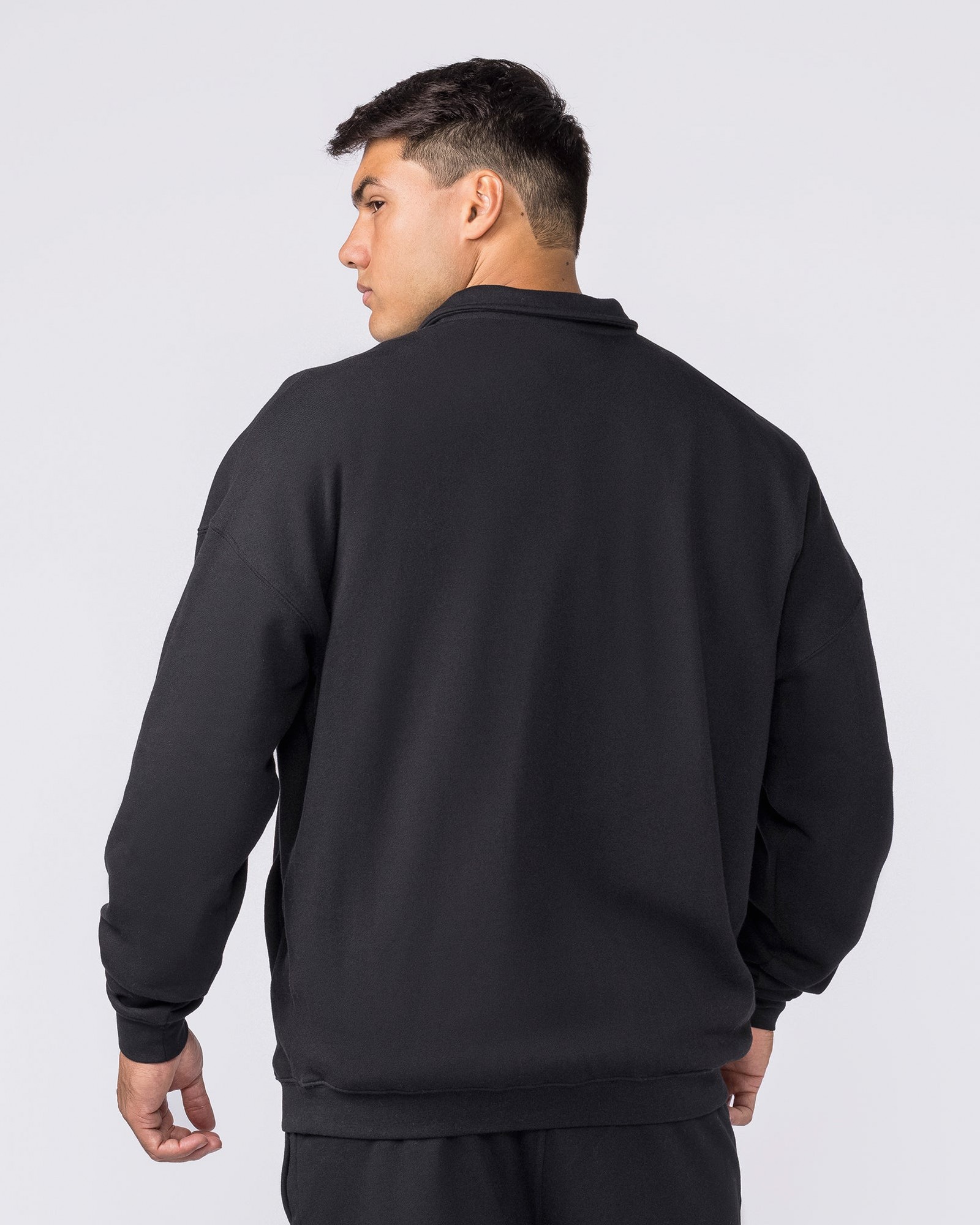 Essential Quarter Zip - Black