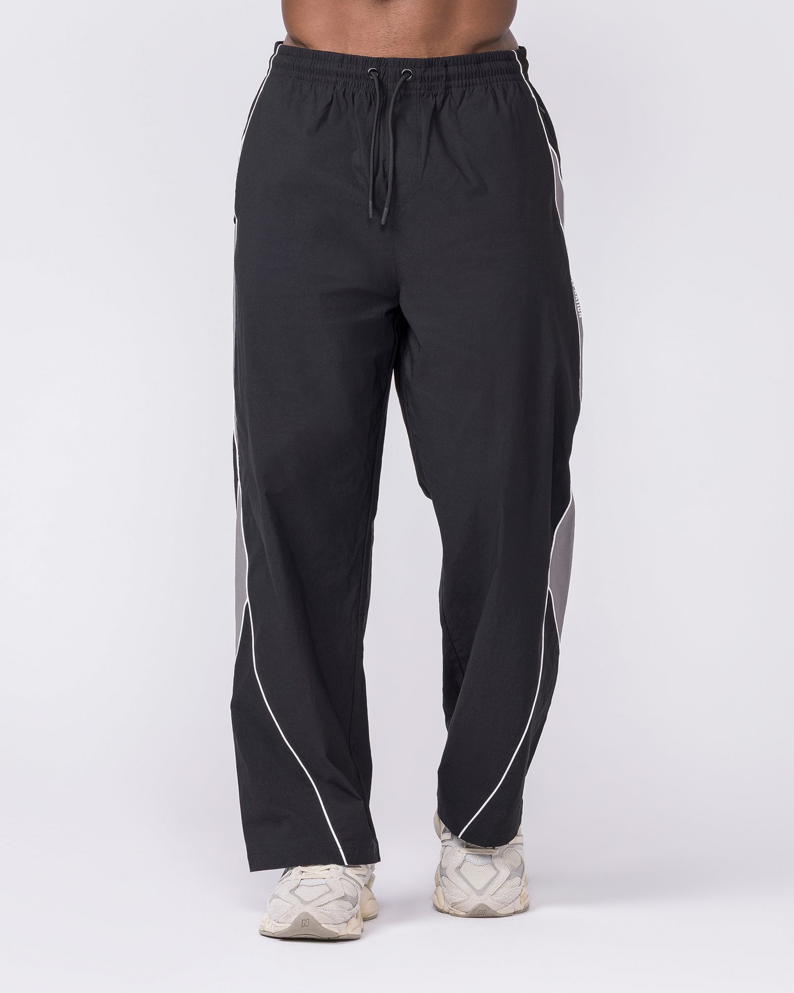 Command Windbreaker Pants - Black