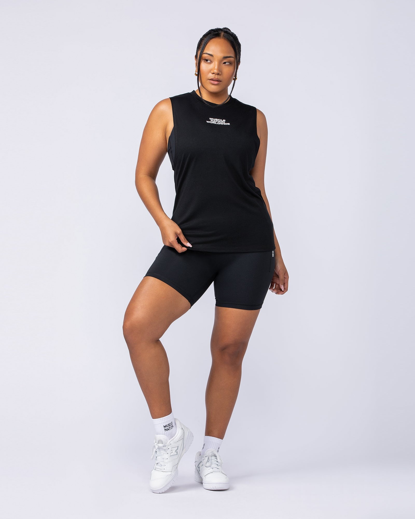 Global Drop Arm Tank - Black