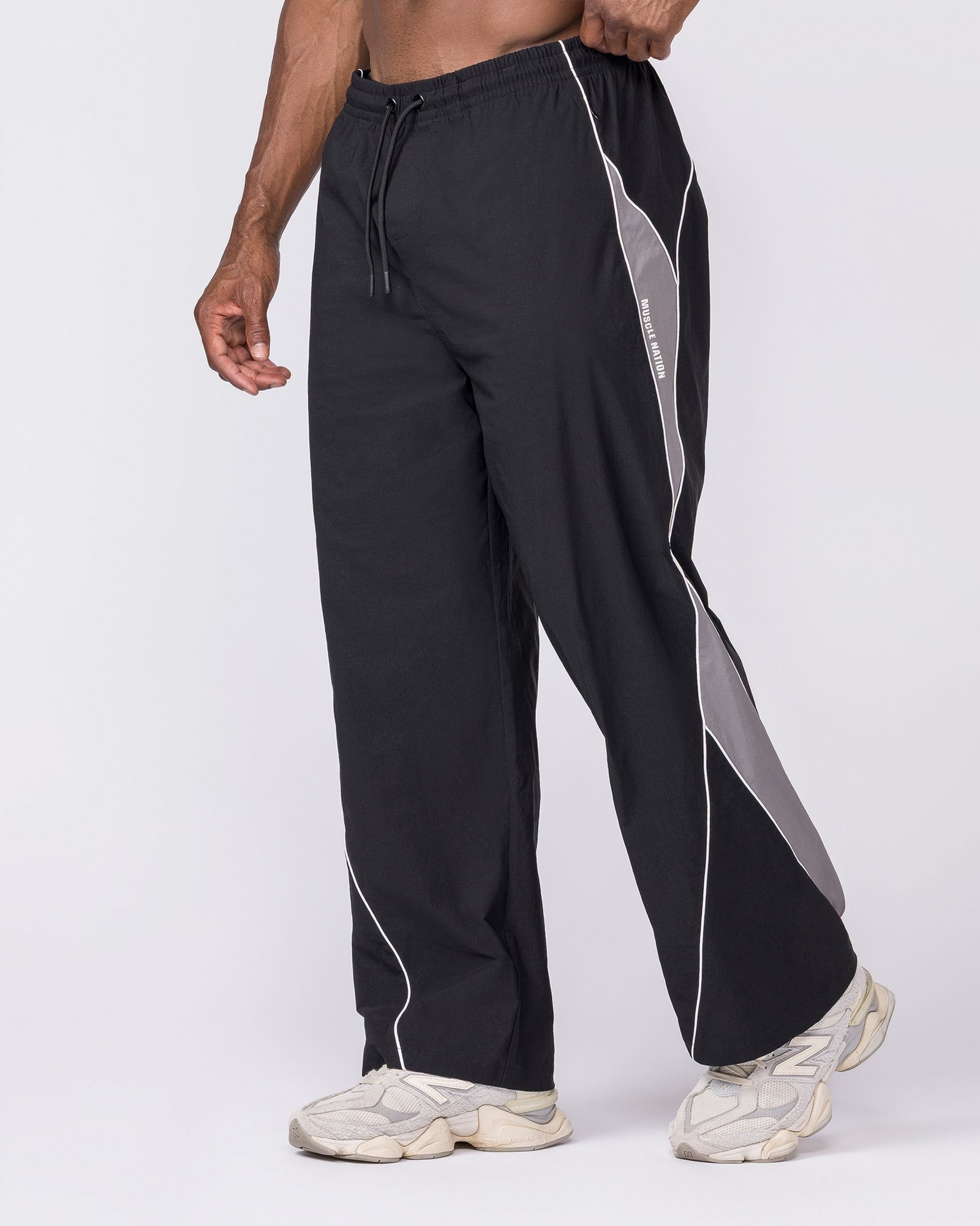 Command Windbreaker Pants - Black