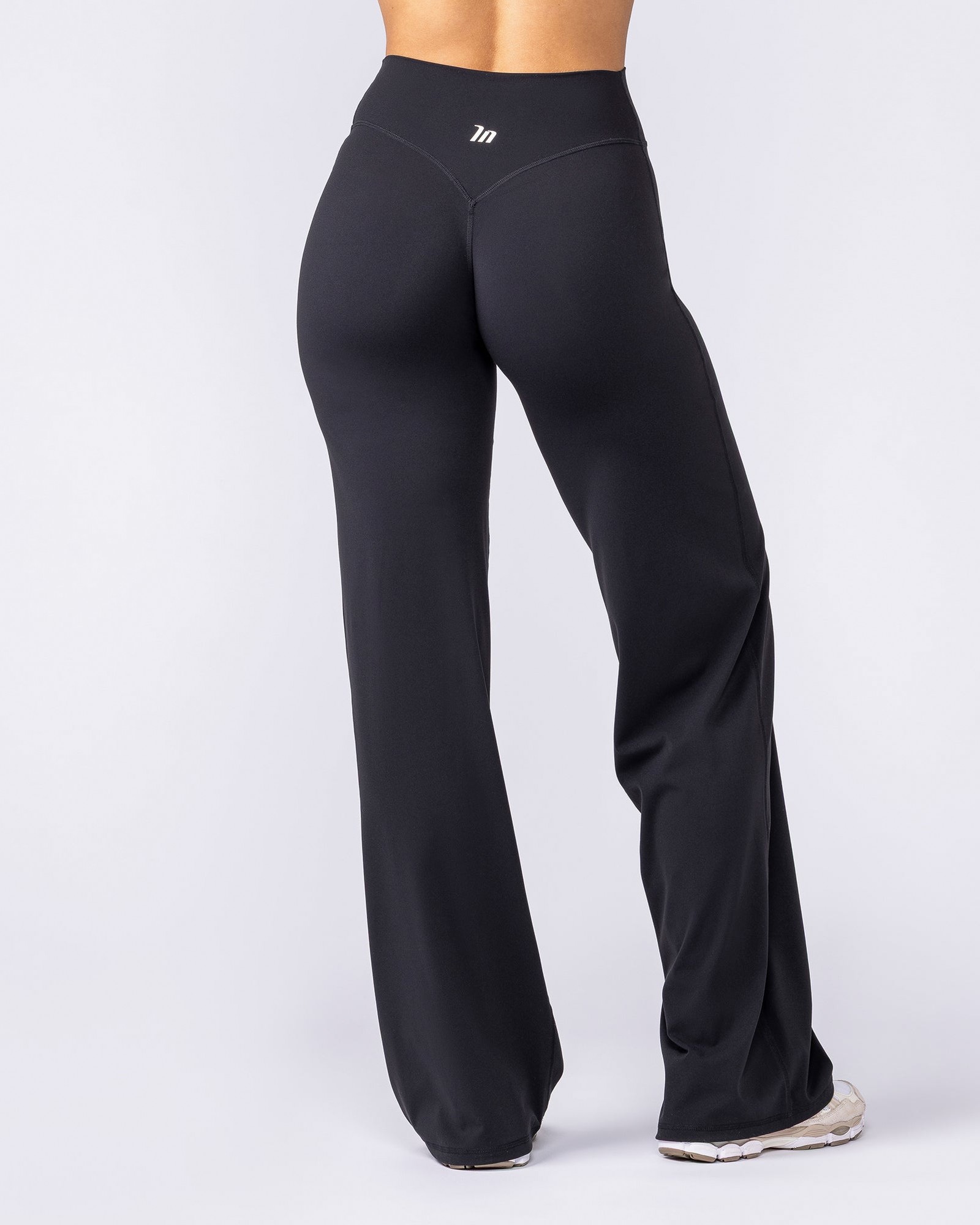 Aura Straight Leg Leggings Tall - Black