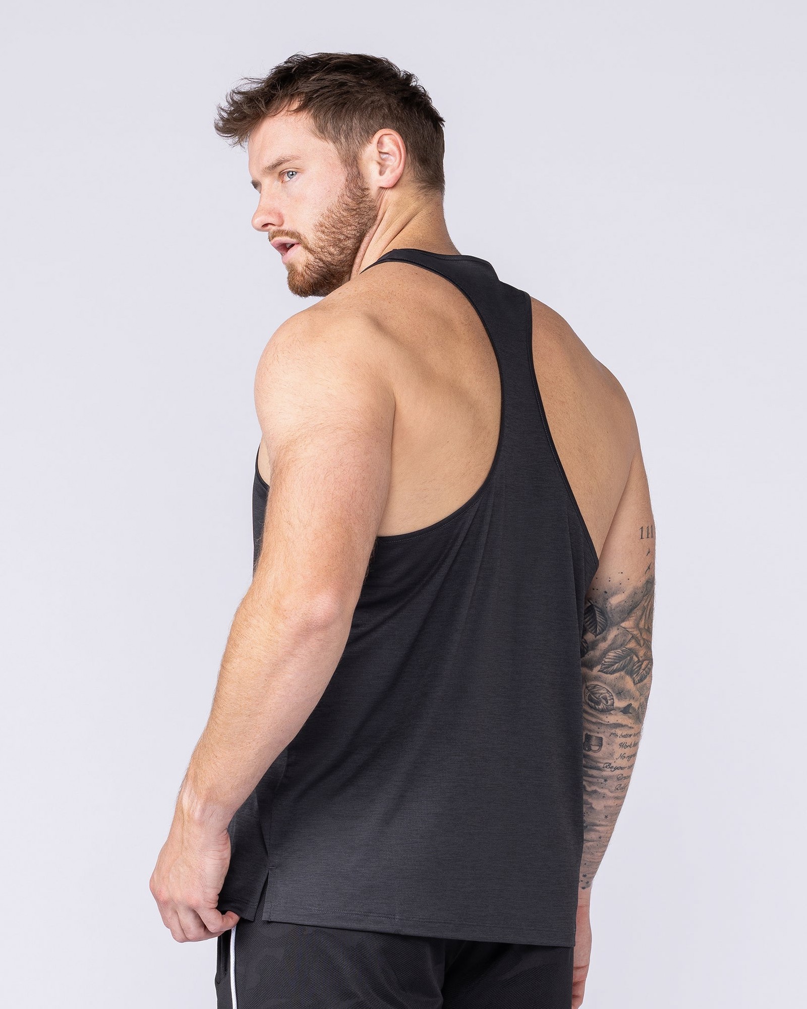 Aero Y Back Singlet - Black