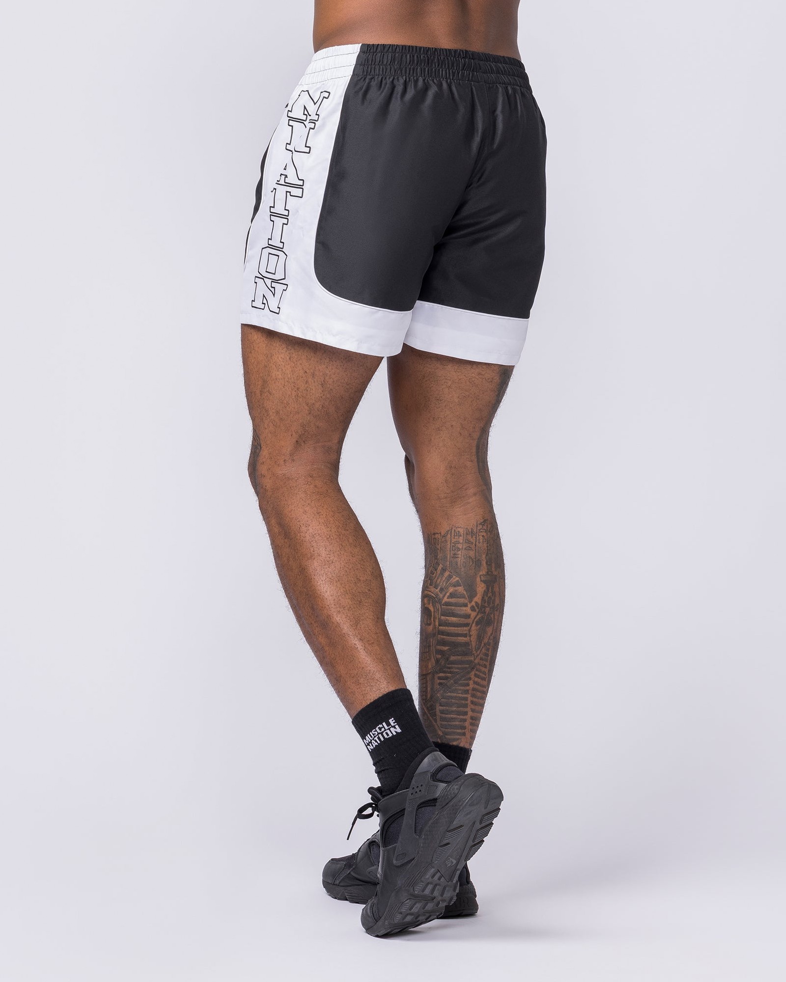 Headliner 5" Shorts - Black