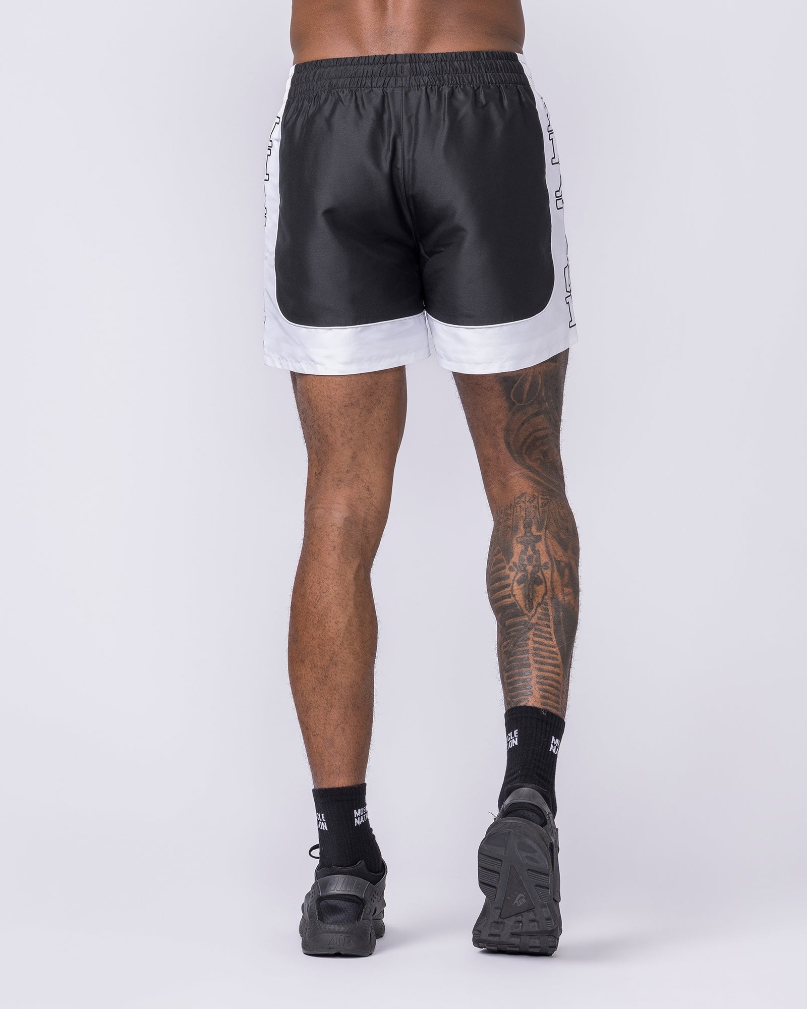 Headliner 5" Shorts - Black
