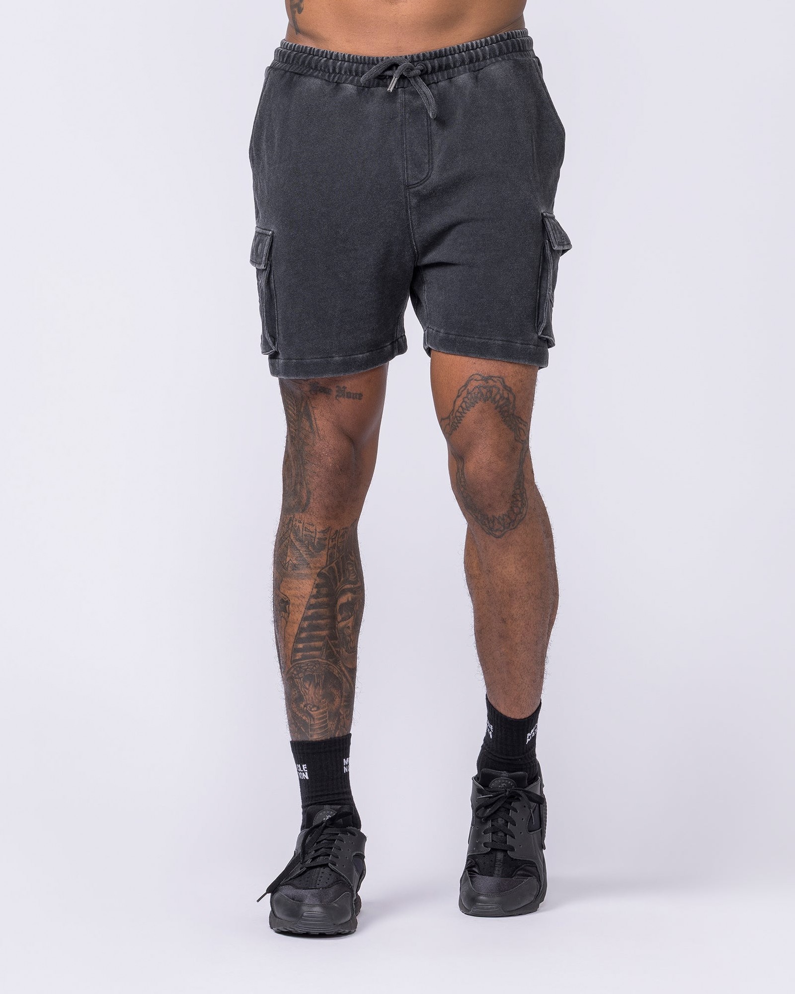 Weekender Vintage Cargo 5" Shorts - Washed Black