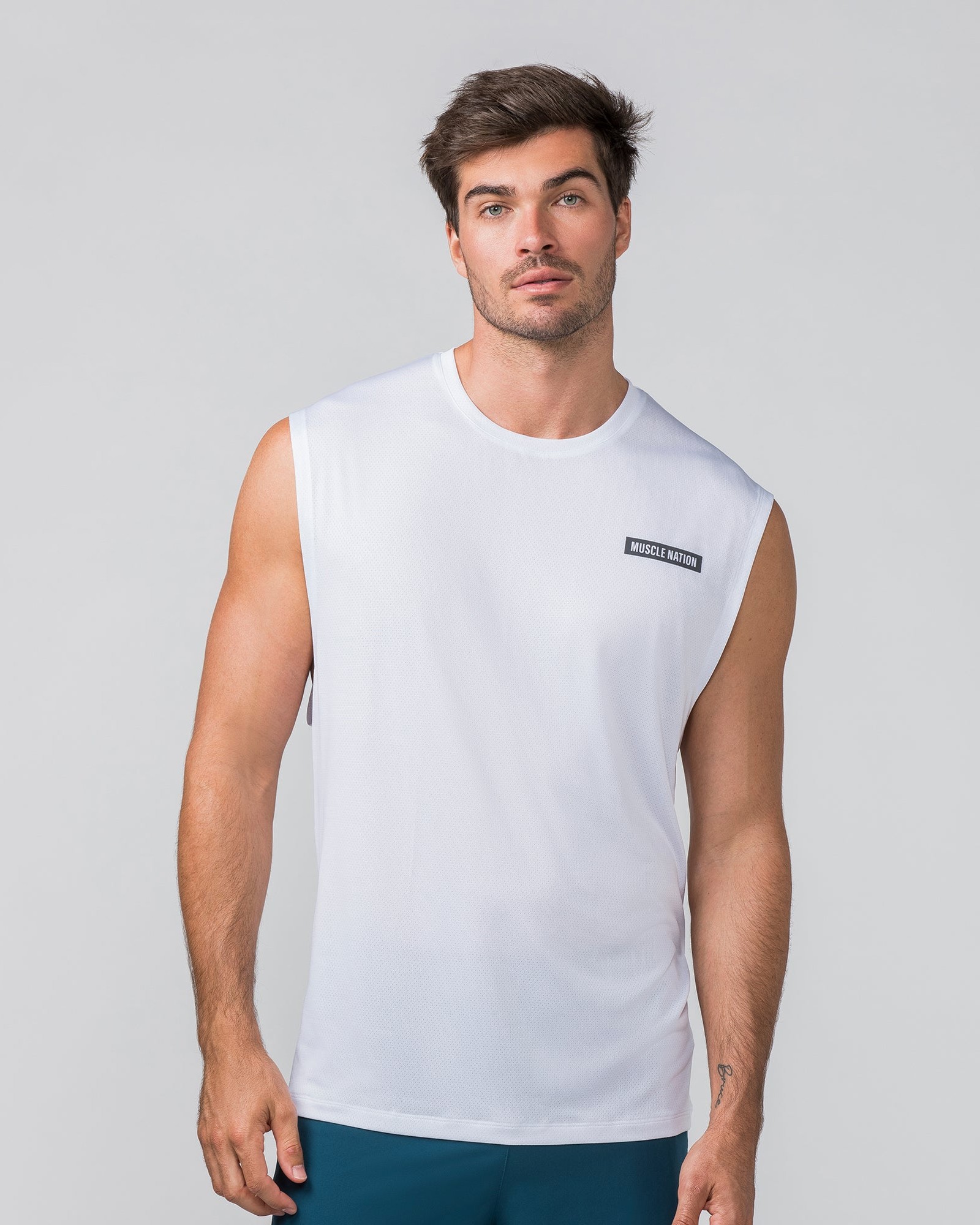 Relaxed Active Tank - White