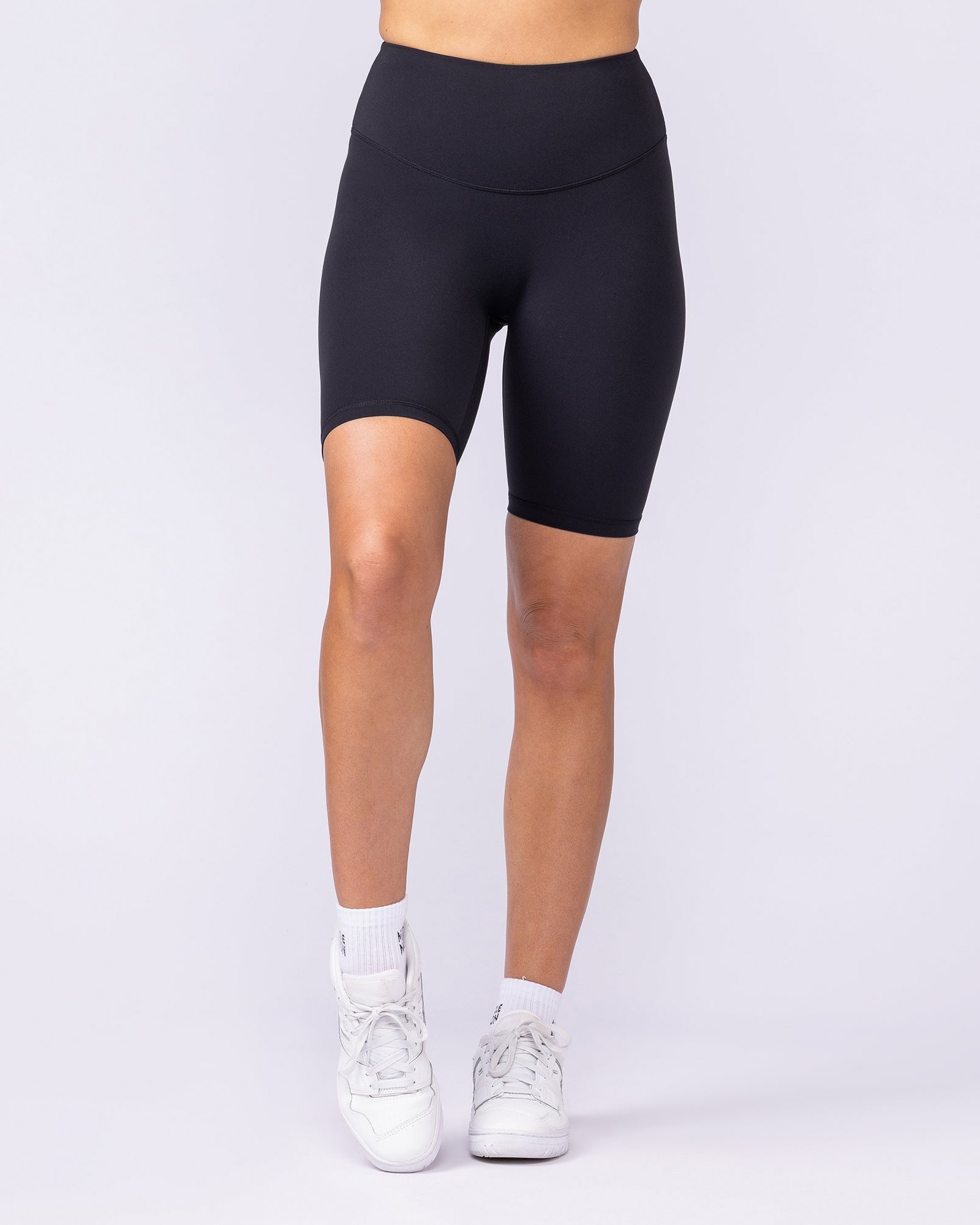 Aura Back Pocket Referee Shorts - Black