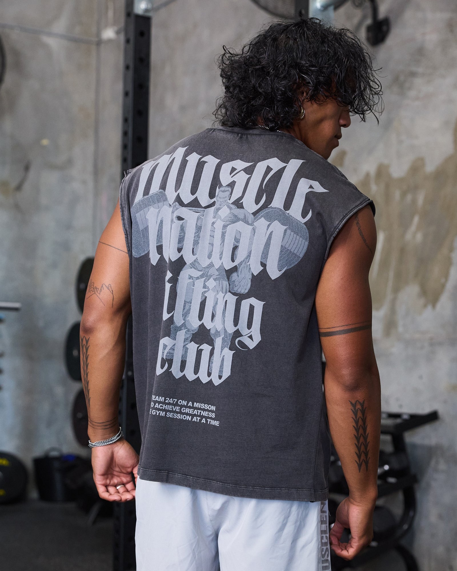Lifting Club Vintage Boxy Muscle Tank - Washed Black