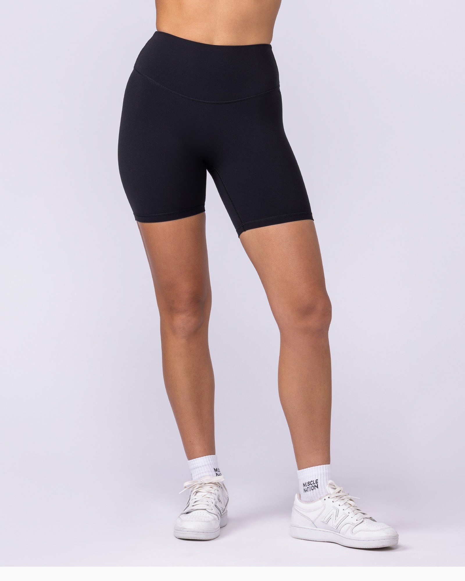 Aura Back Pocket Bike Shorts - Black