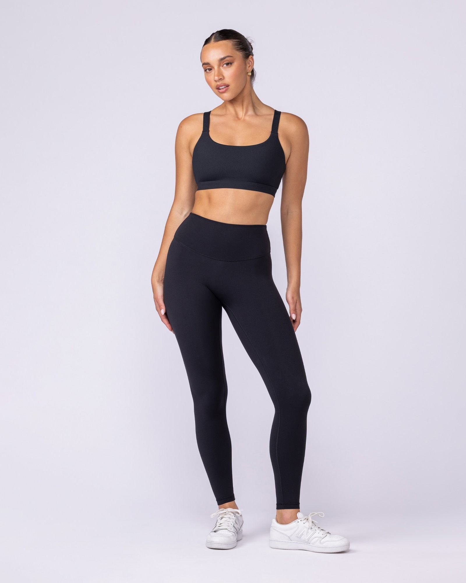 Aura Back Pocket Ankle Length Leggings - Black
