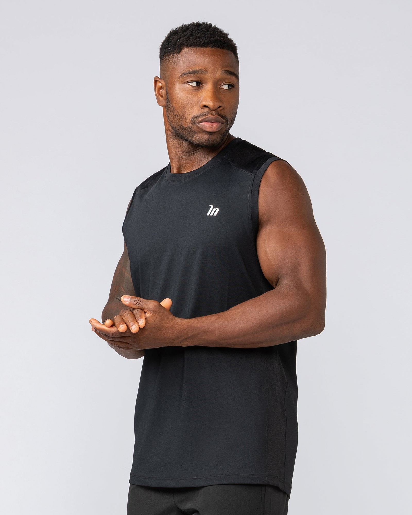 Ventilation Tank - Black
