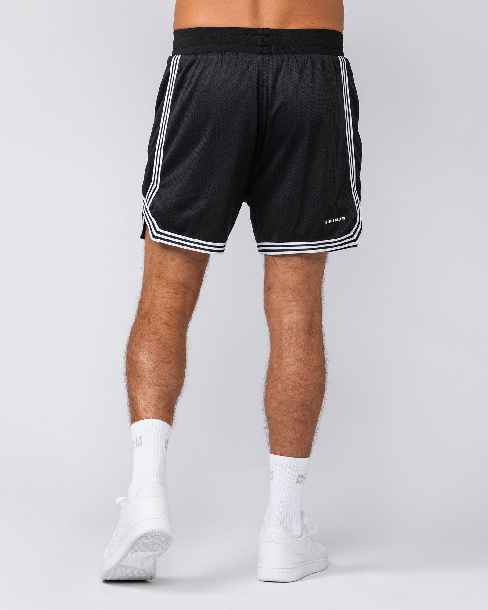 Courtside Basketball 5" Shorts - Black