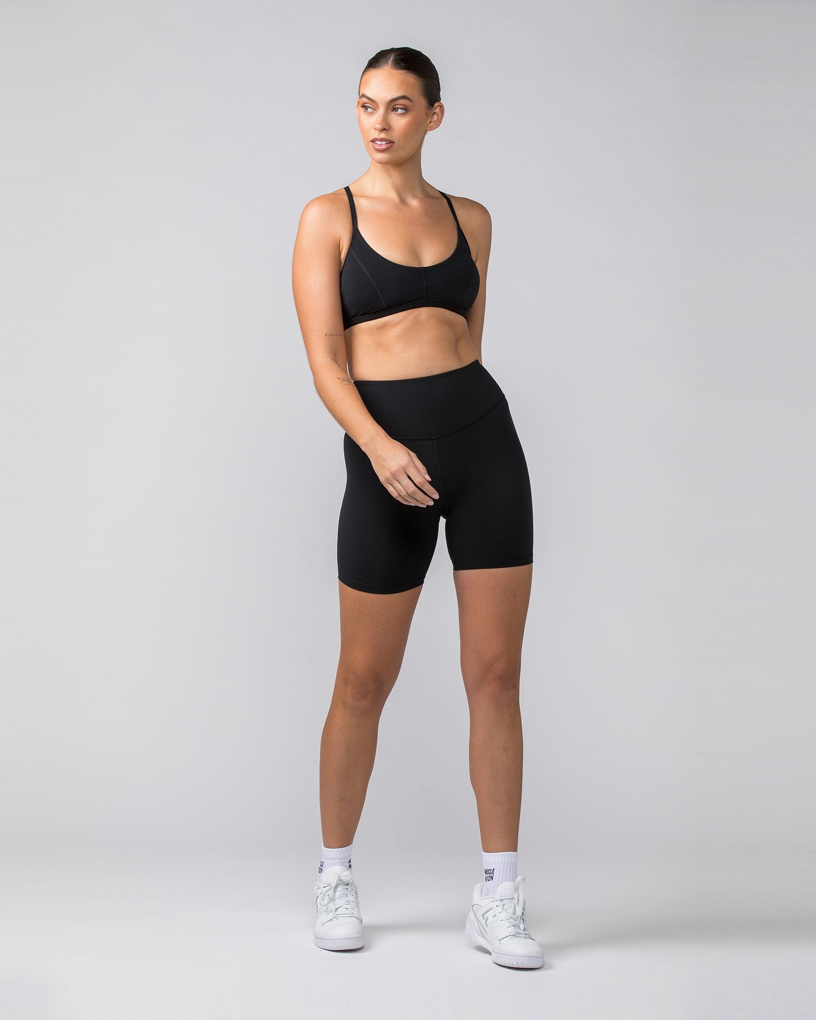 Contour Aura Bike Shorts - Black