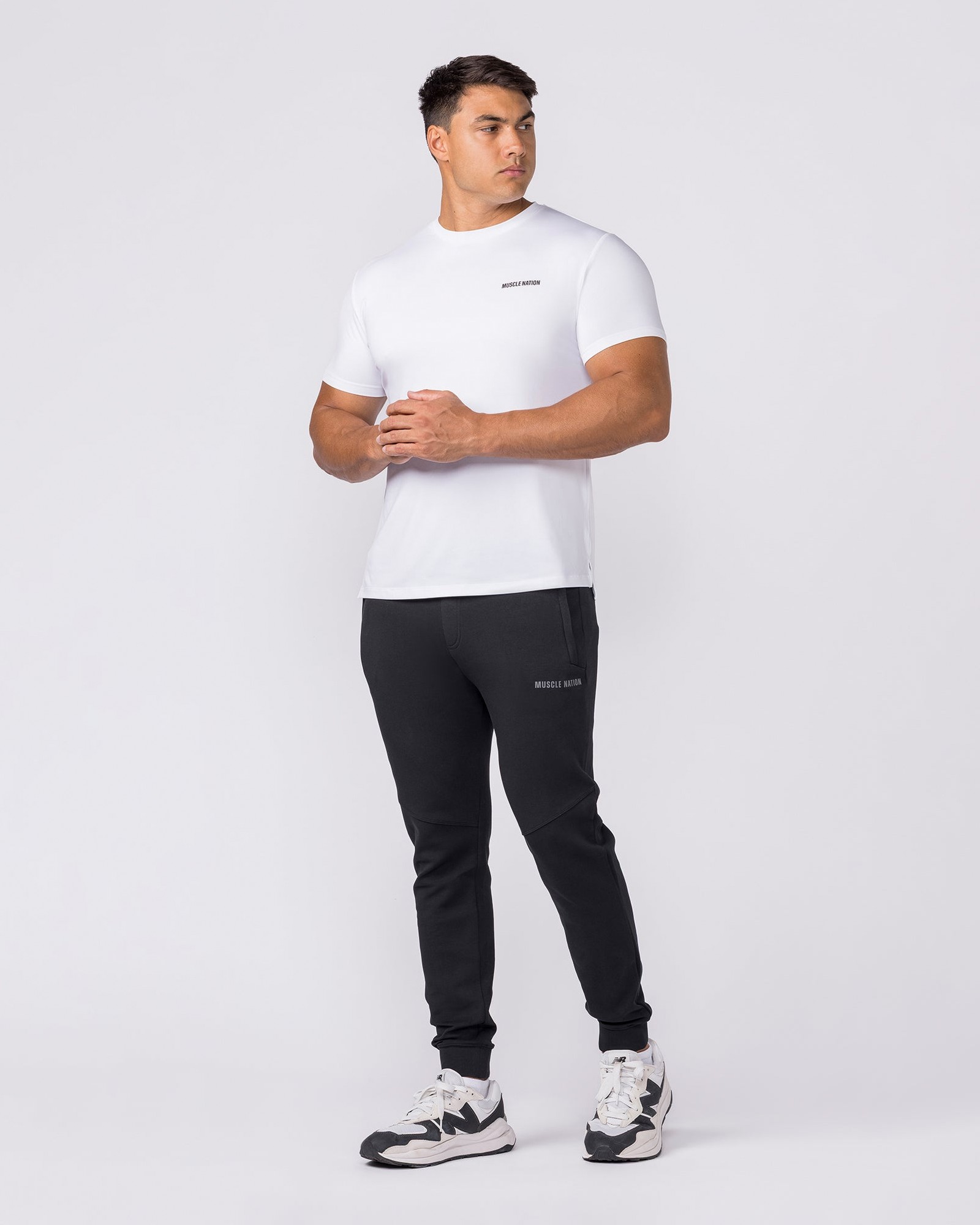 Essential Tech Pants - Black