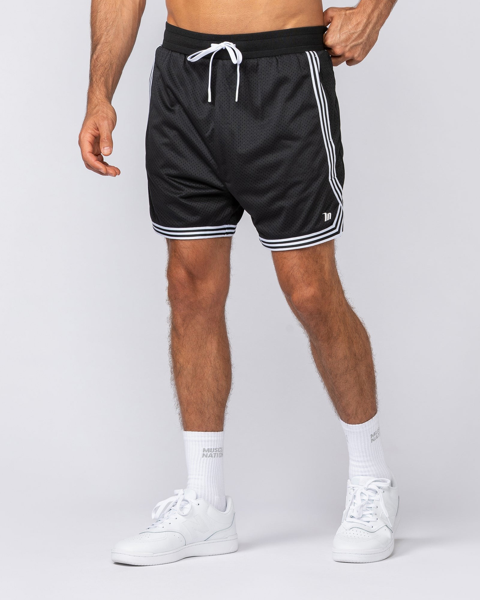 Courtside Basketball 5" Shorts - Black