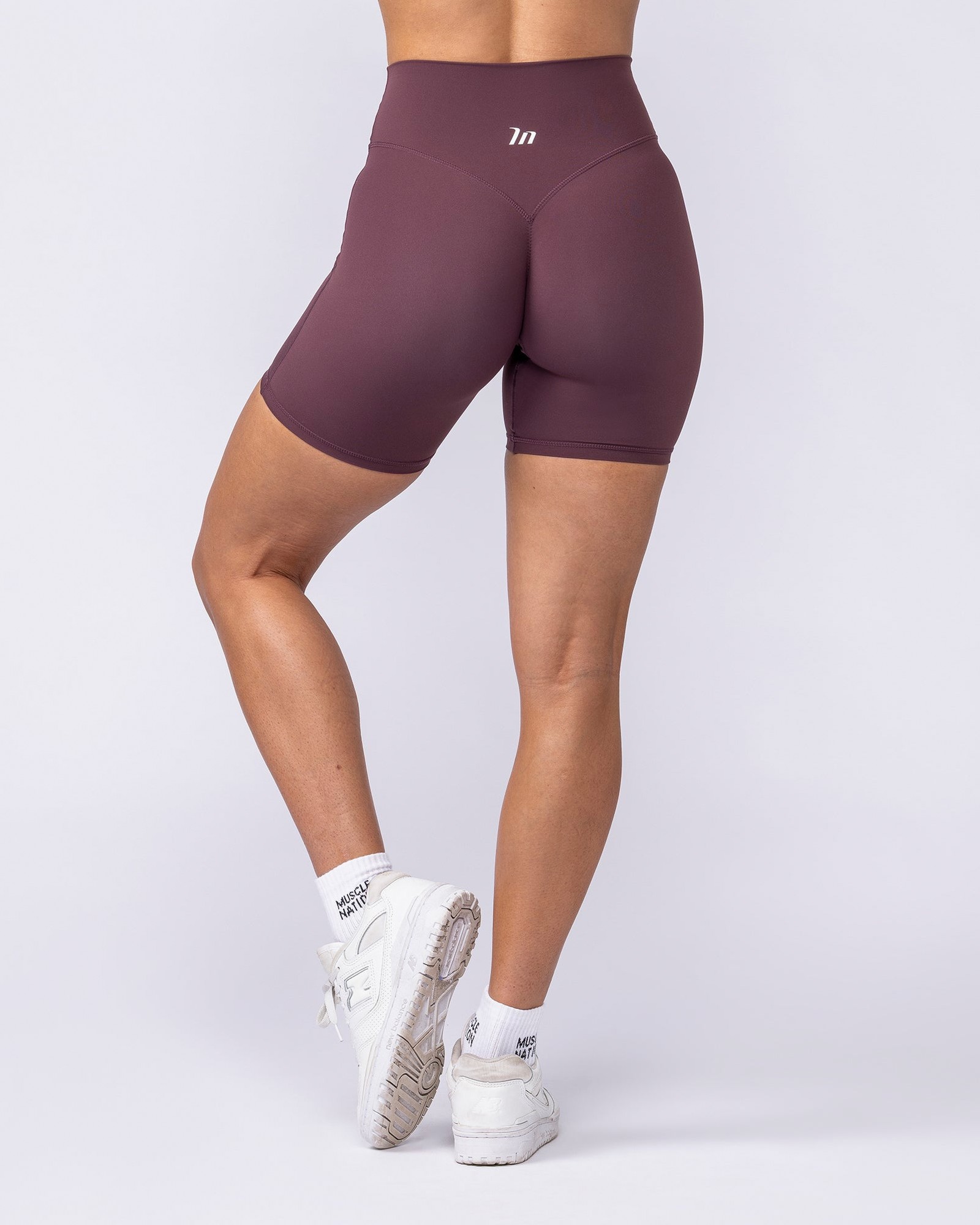 Aura Peachy Invisible Scrunch Bike Shorts - Dark Cherry
