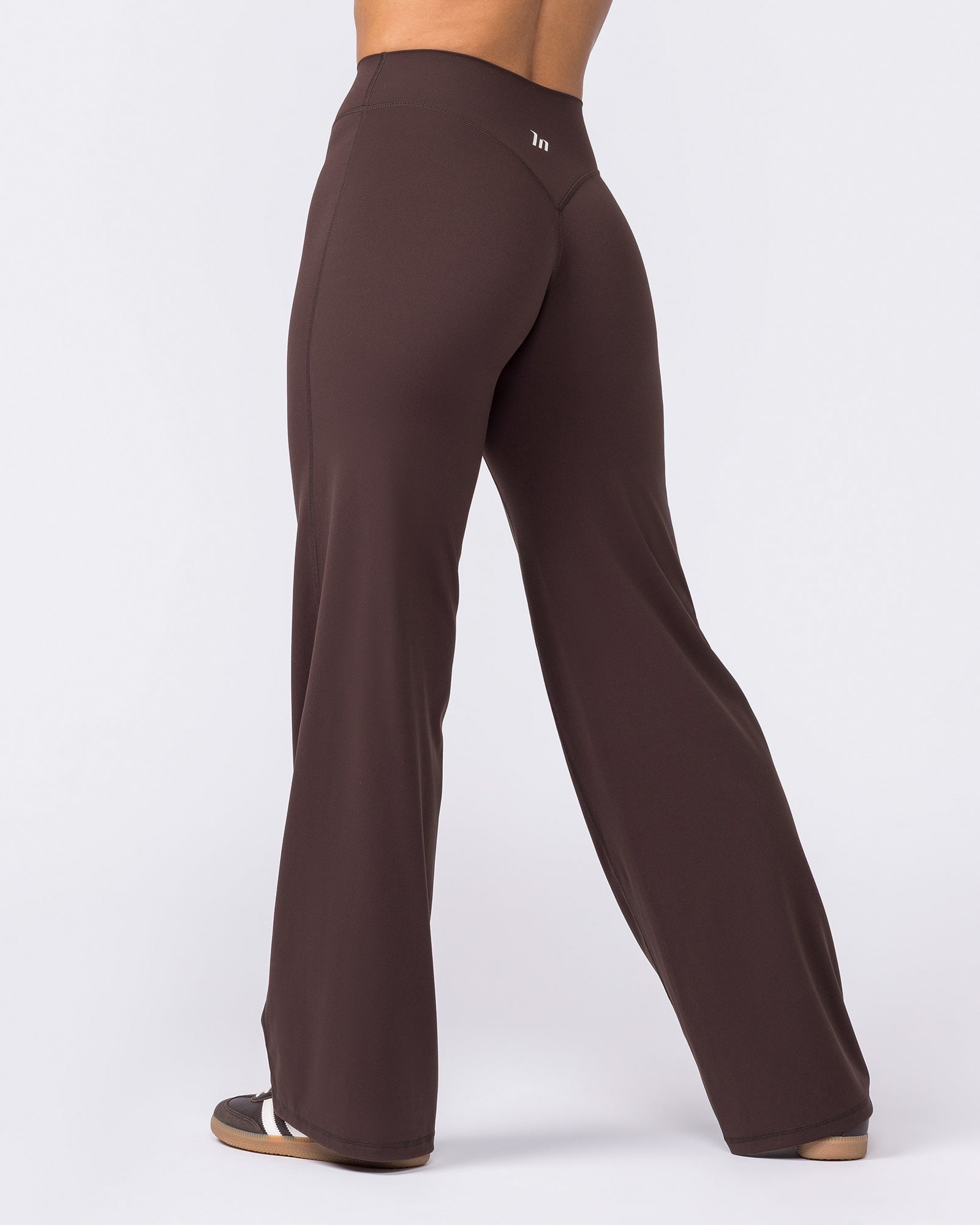 Aura Straight Leg Leggings Short - Cocoa