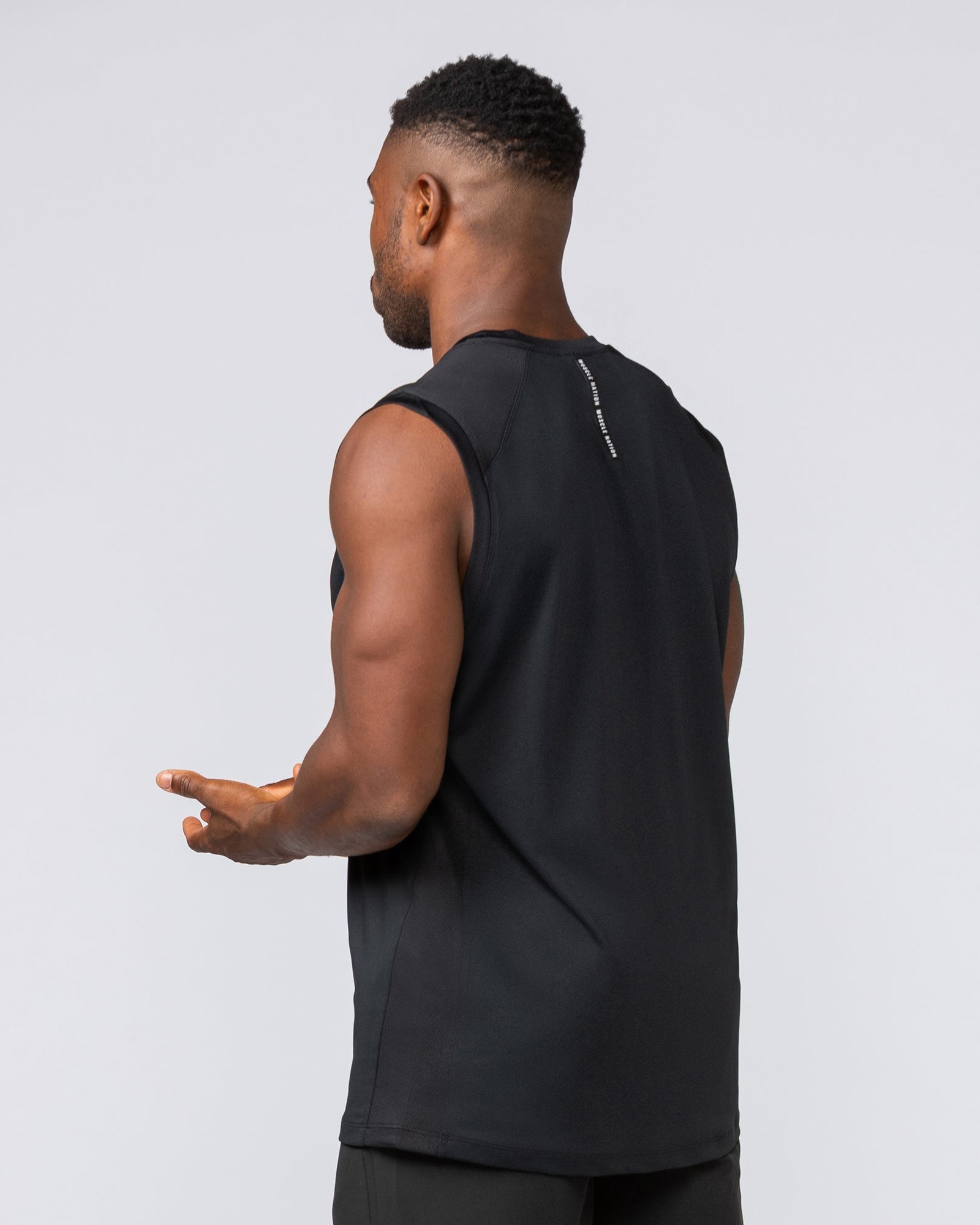 Ventilation Tank - Black