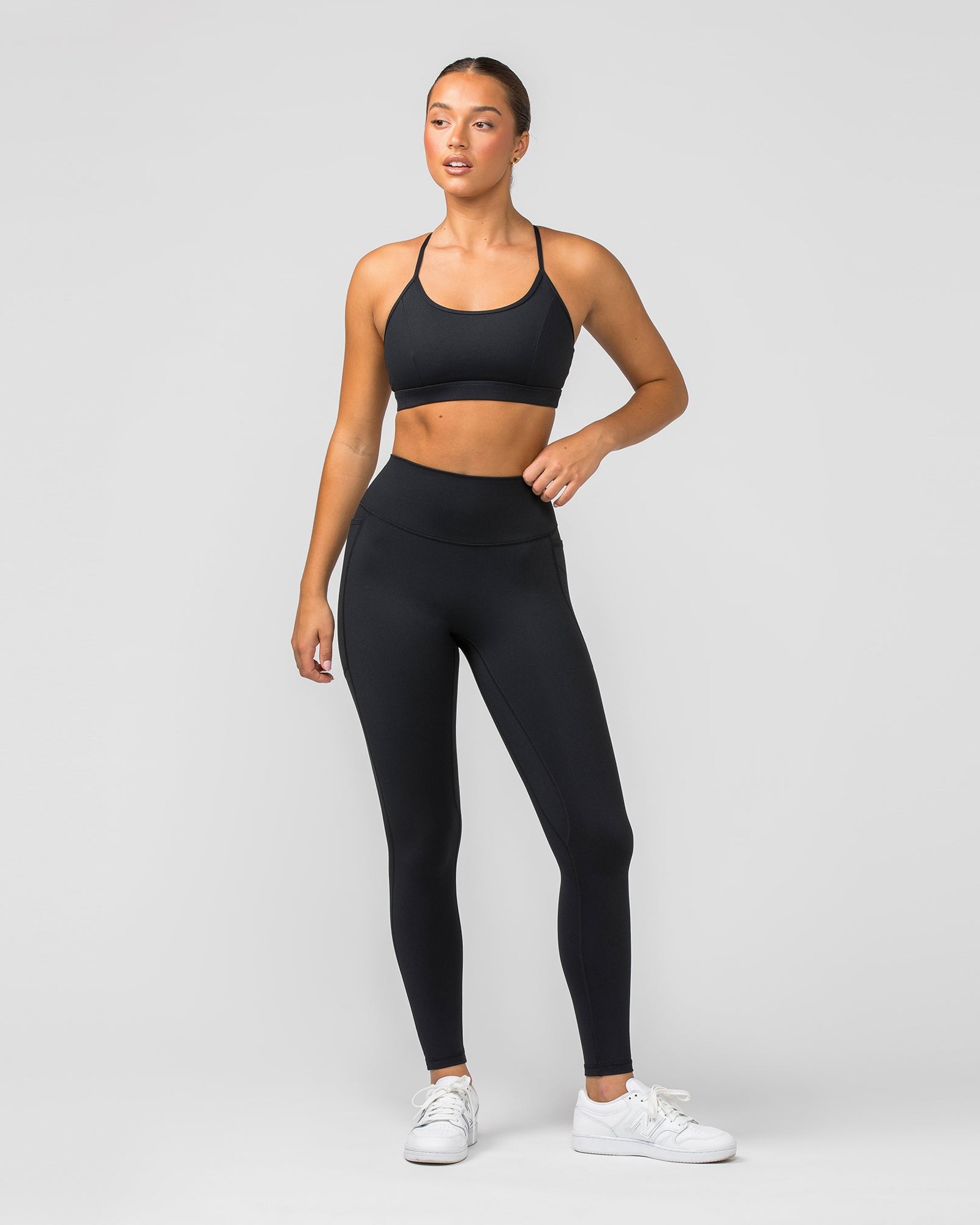 Agility Pocket Ankle Length Leggings - Black