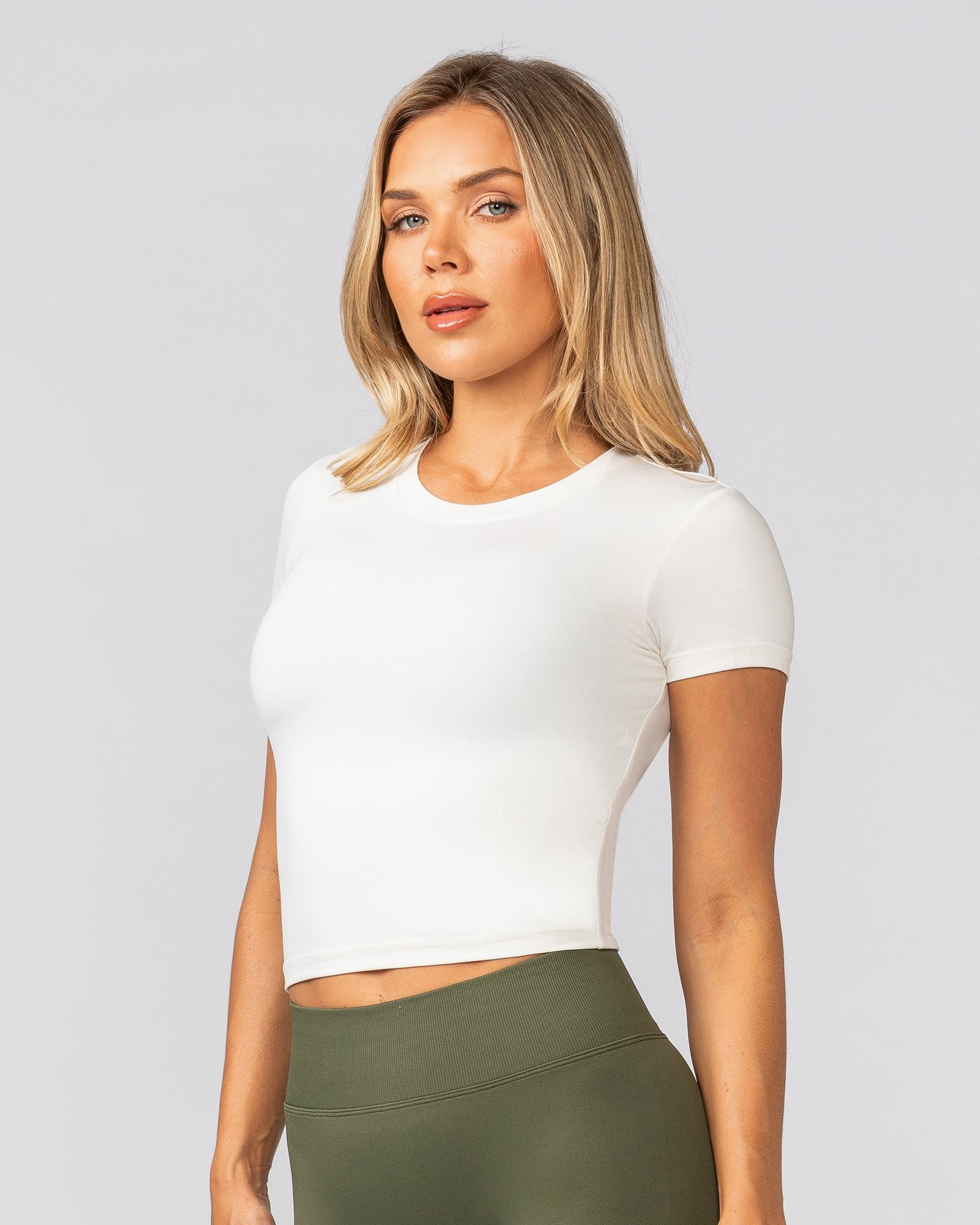 Essential Cropped Tee - Coconut