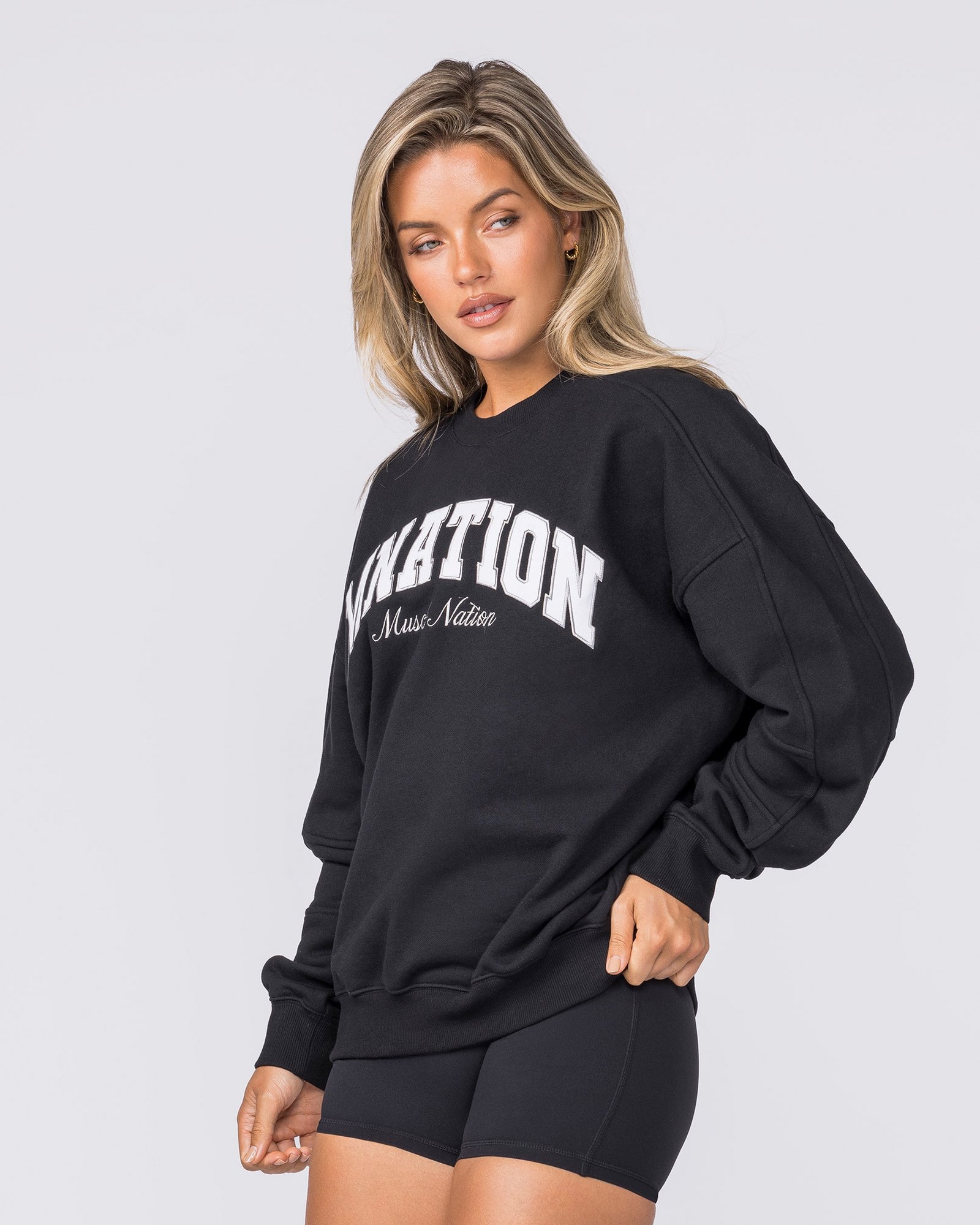 Studio Boxy Pullover - Black