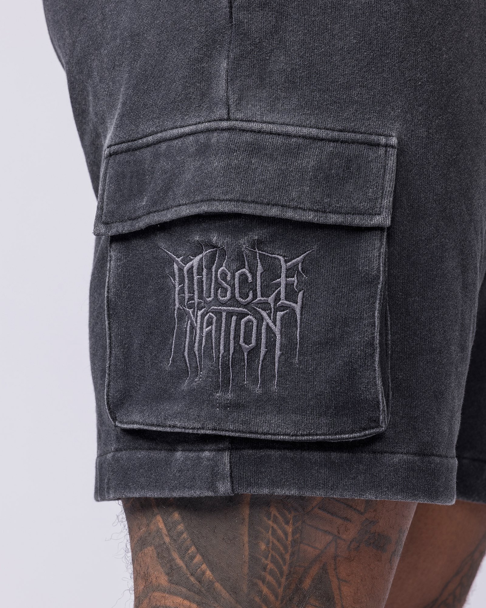 Weekender Vintage Cargo 5" Shorts - Washed Black