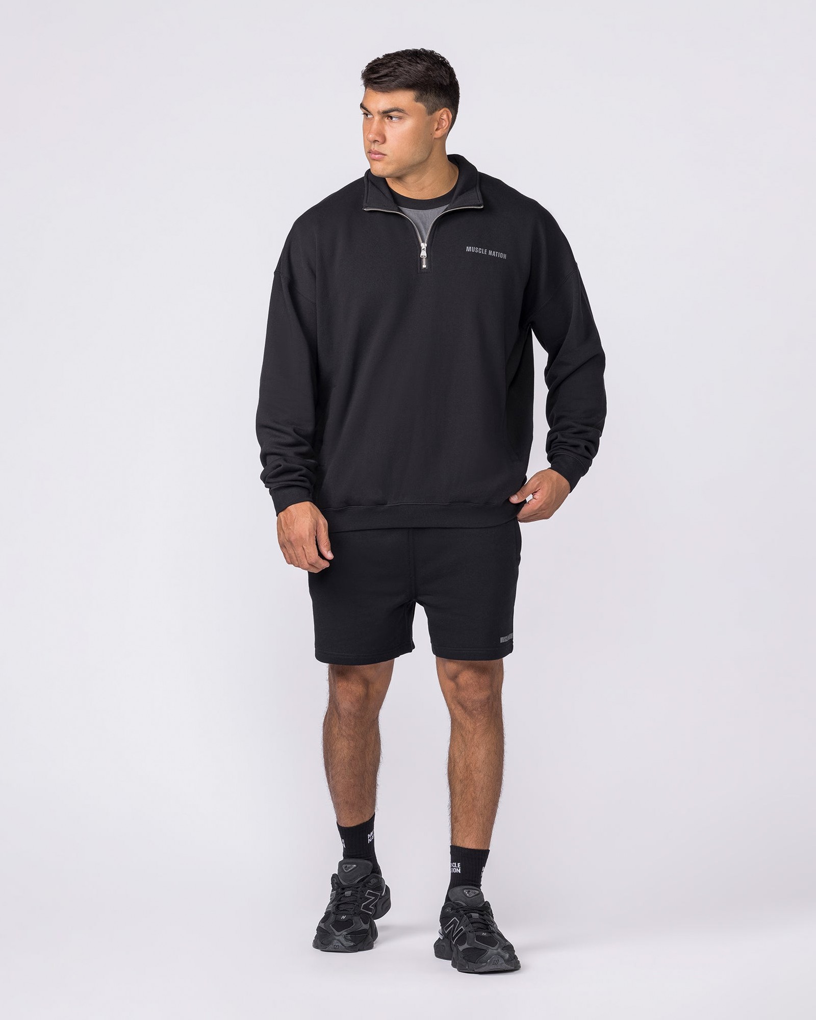 Essential Quarter Zip - Black