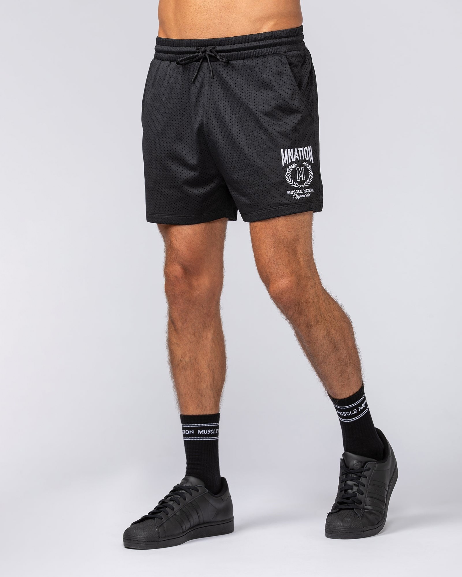 Heritage Crest Lay Up 3.5" Shorts - Black