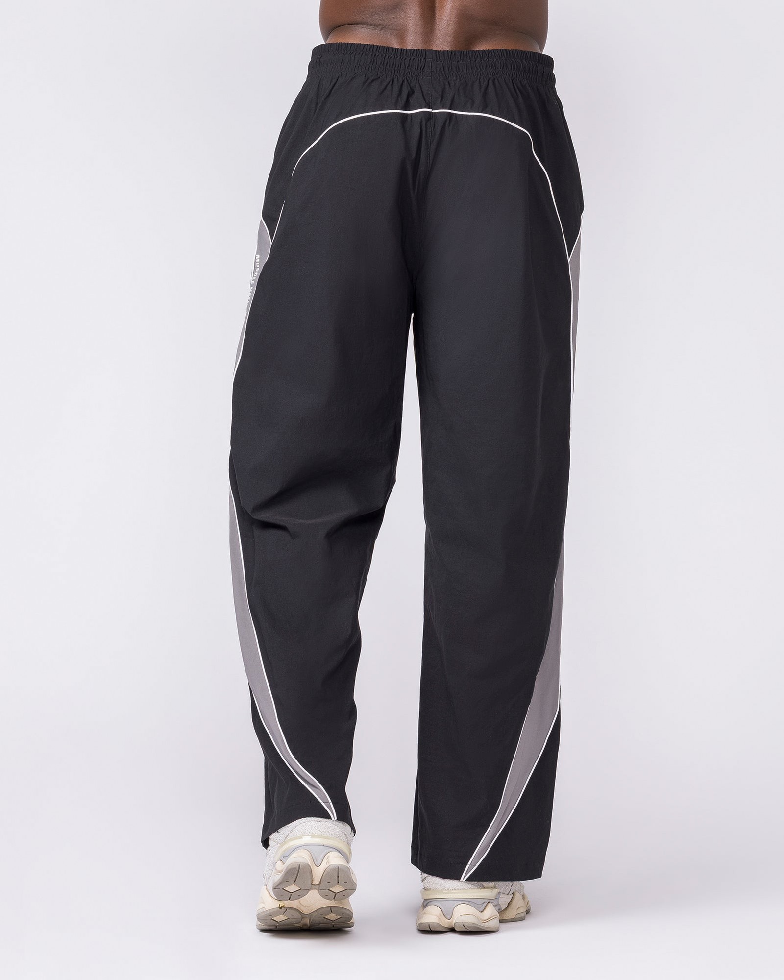 Command Windbreaker Pants - Black