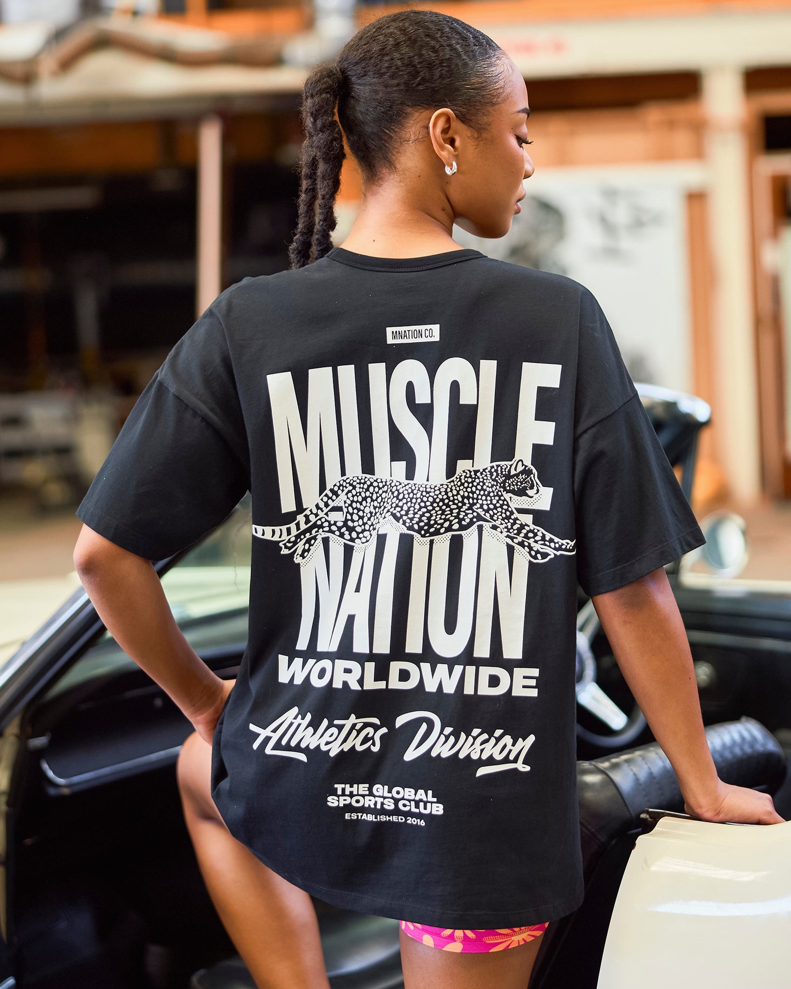 Pounce Oversized Tee - Black