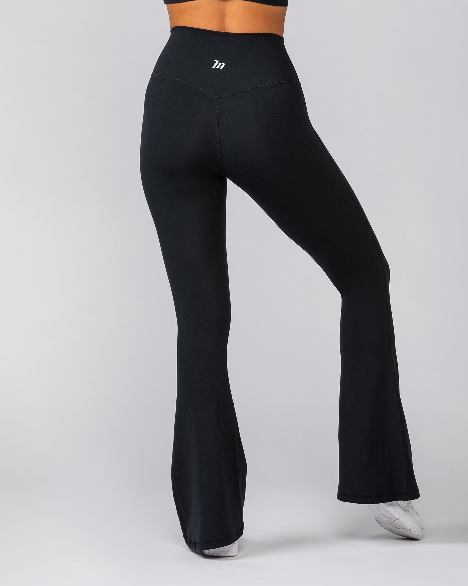 Zero Rise Everyday Flare Leggings - Black