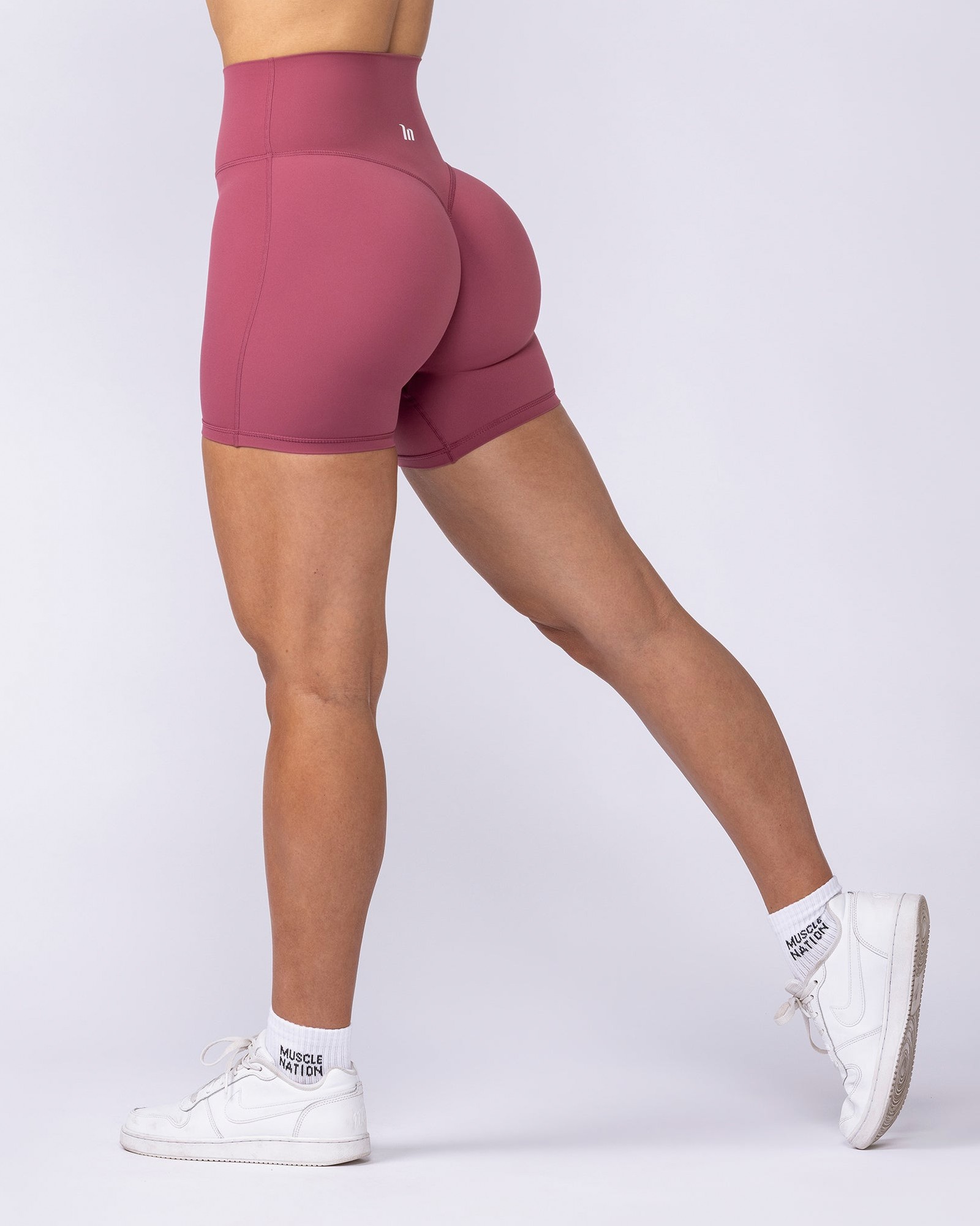 Aura Peachy High Invisible Scrunch Bike Shorts - Maple