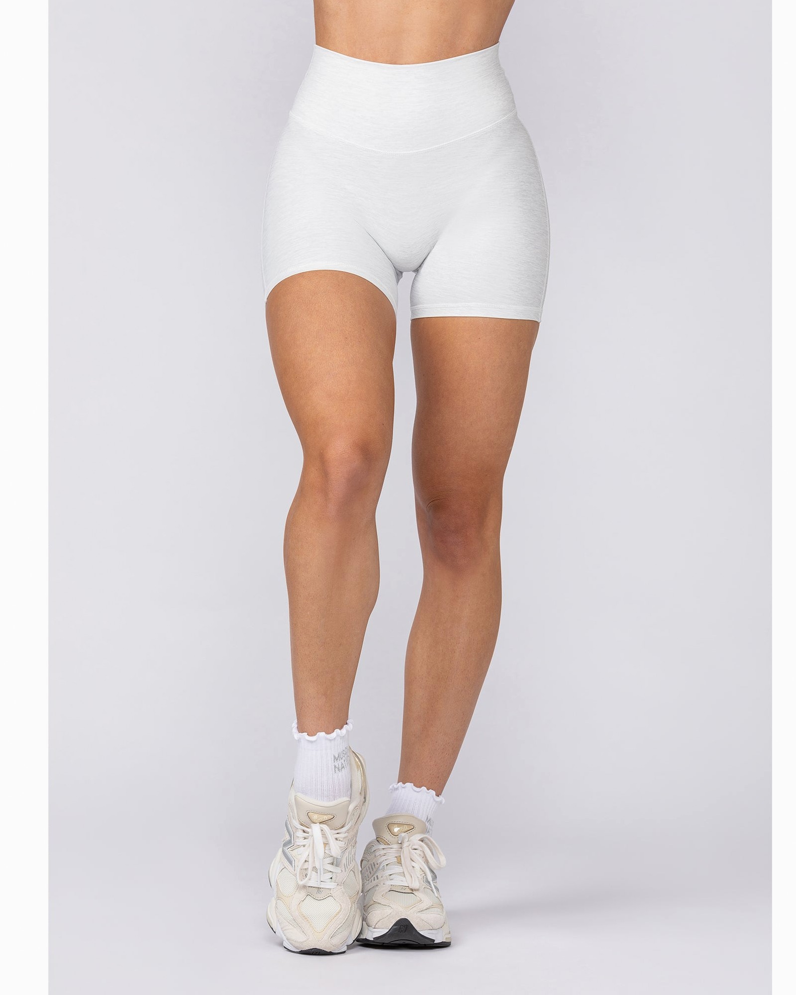 Aura Peachy Invisible Scrunch Midway Shorts - White Grey Marl