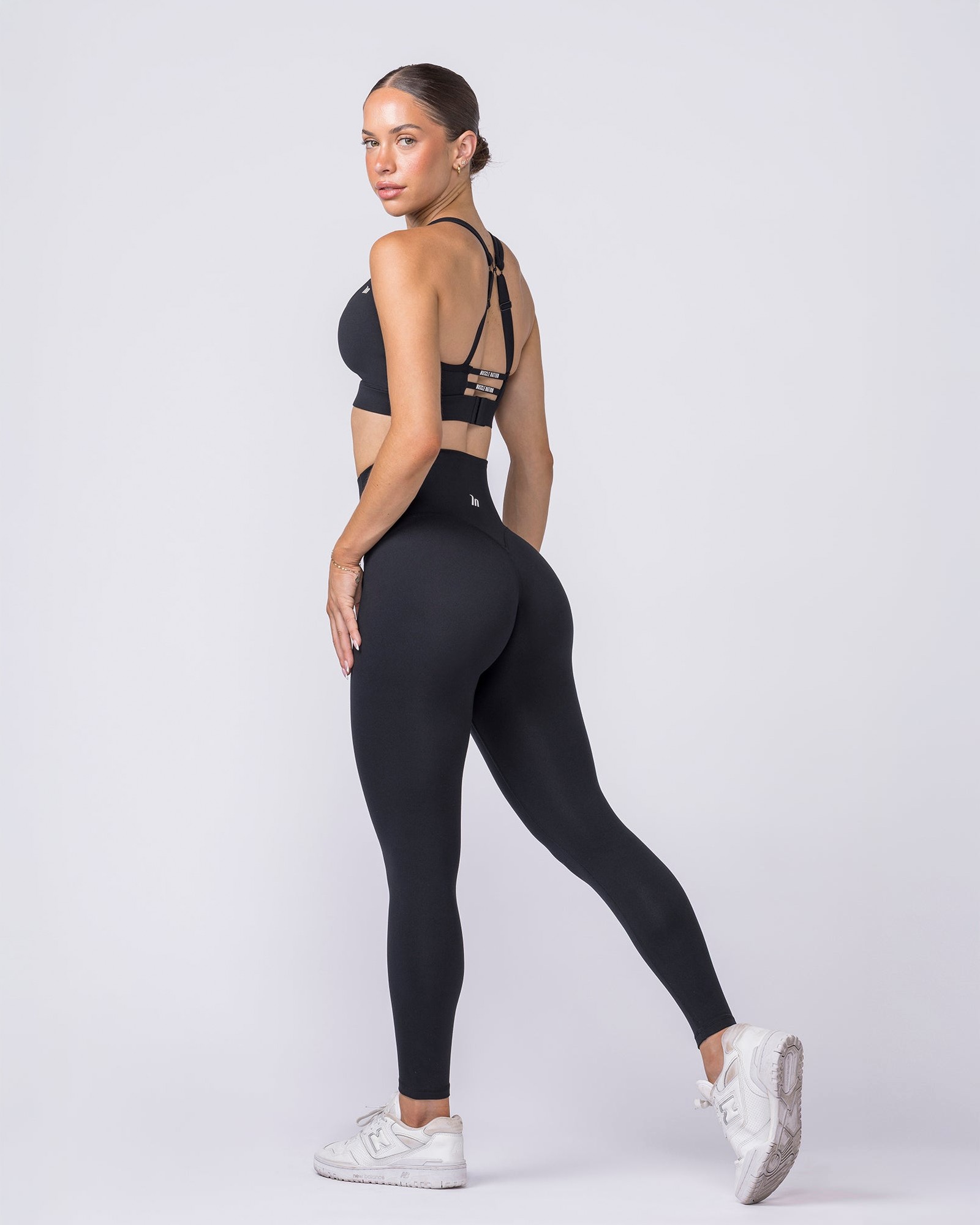 Unrivalled Bare Ankle Length Leggings - Black